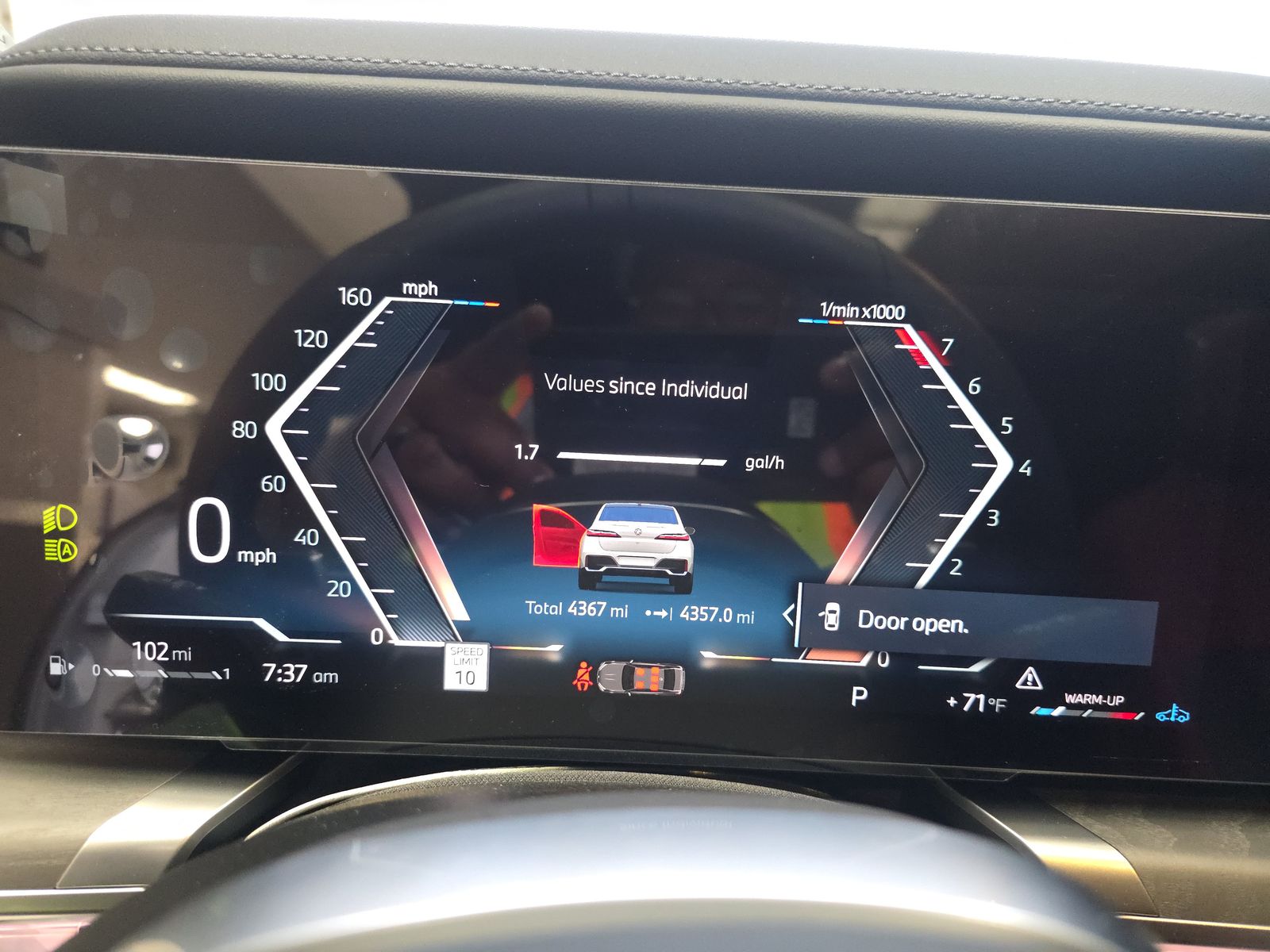 2025 BMW 7 Series 740i RWD