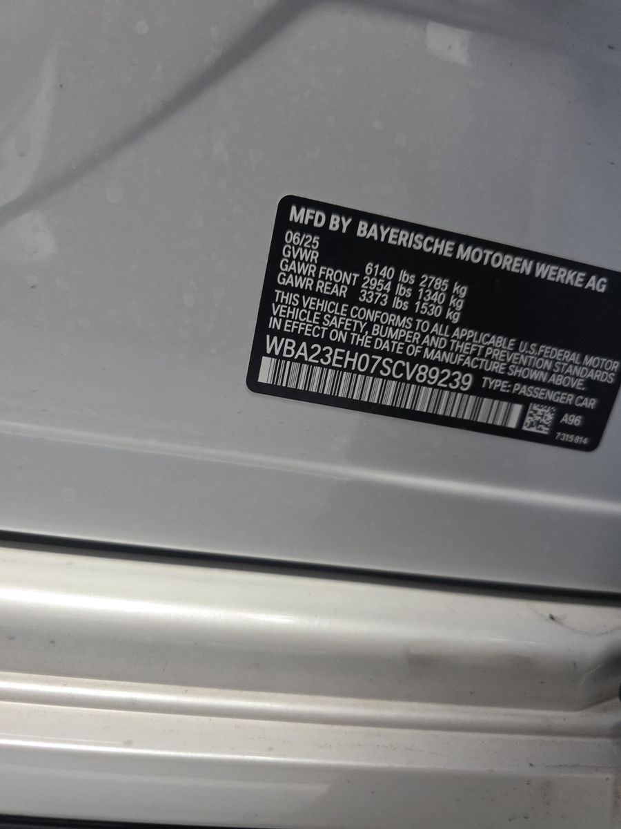 2025 BMW 7 Series 740i RWD