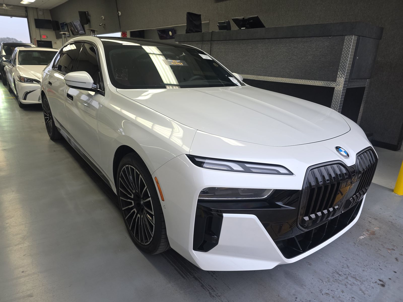 2025 BMW 7 Series 740i RWD