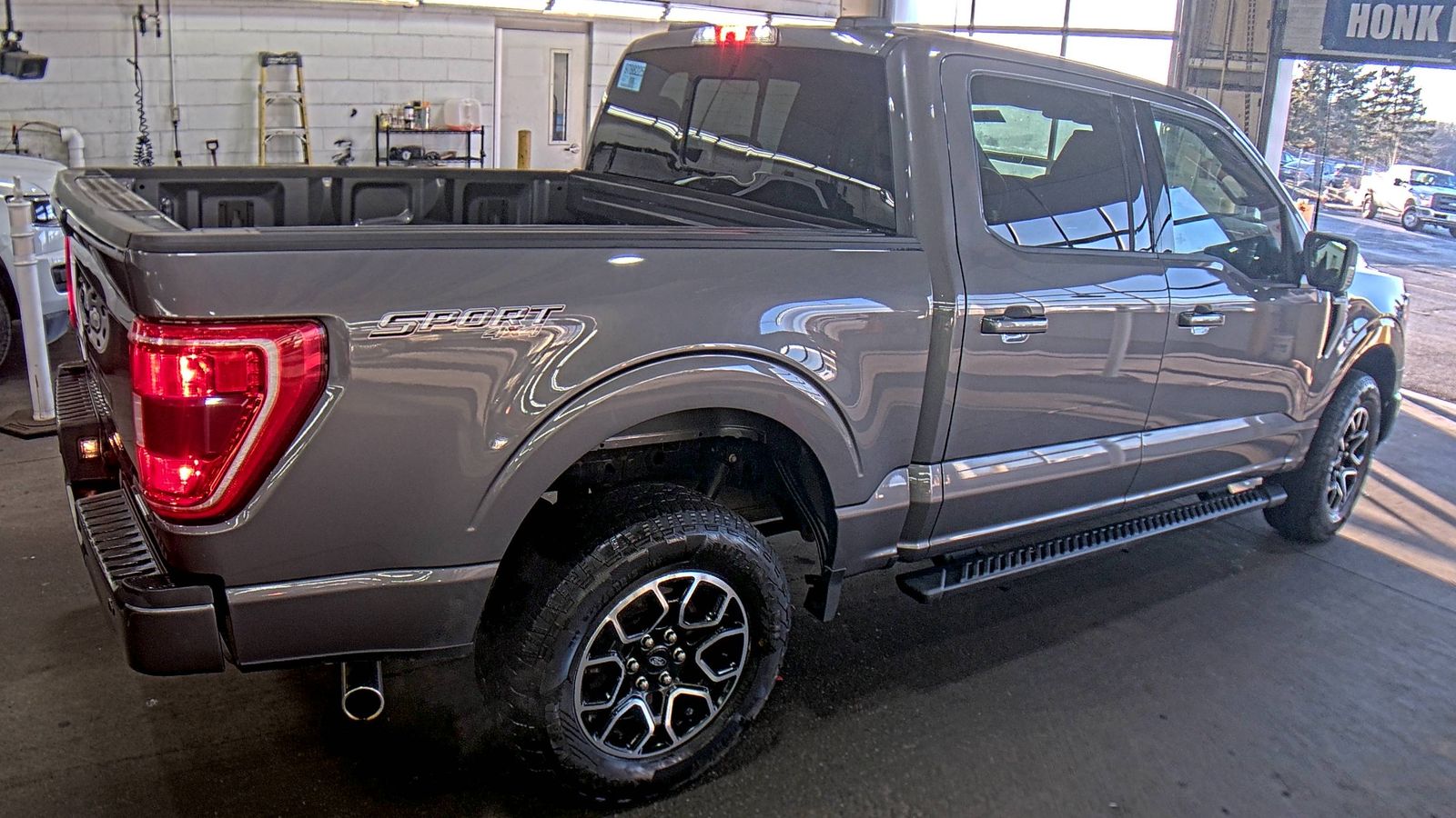 2023 Ford F-150 XLT AWD