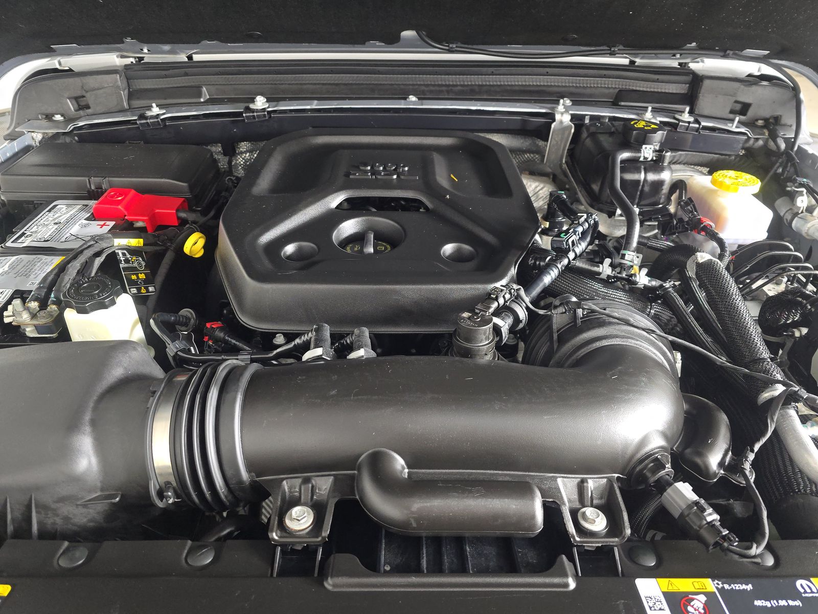 2024 Jeep Wrangler Sahara AWD