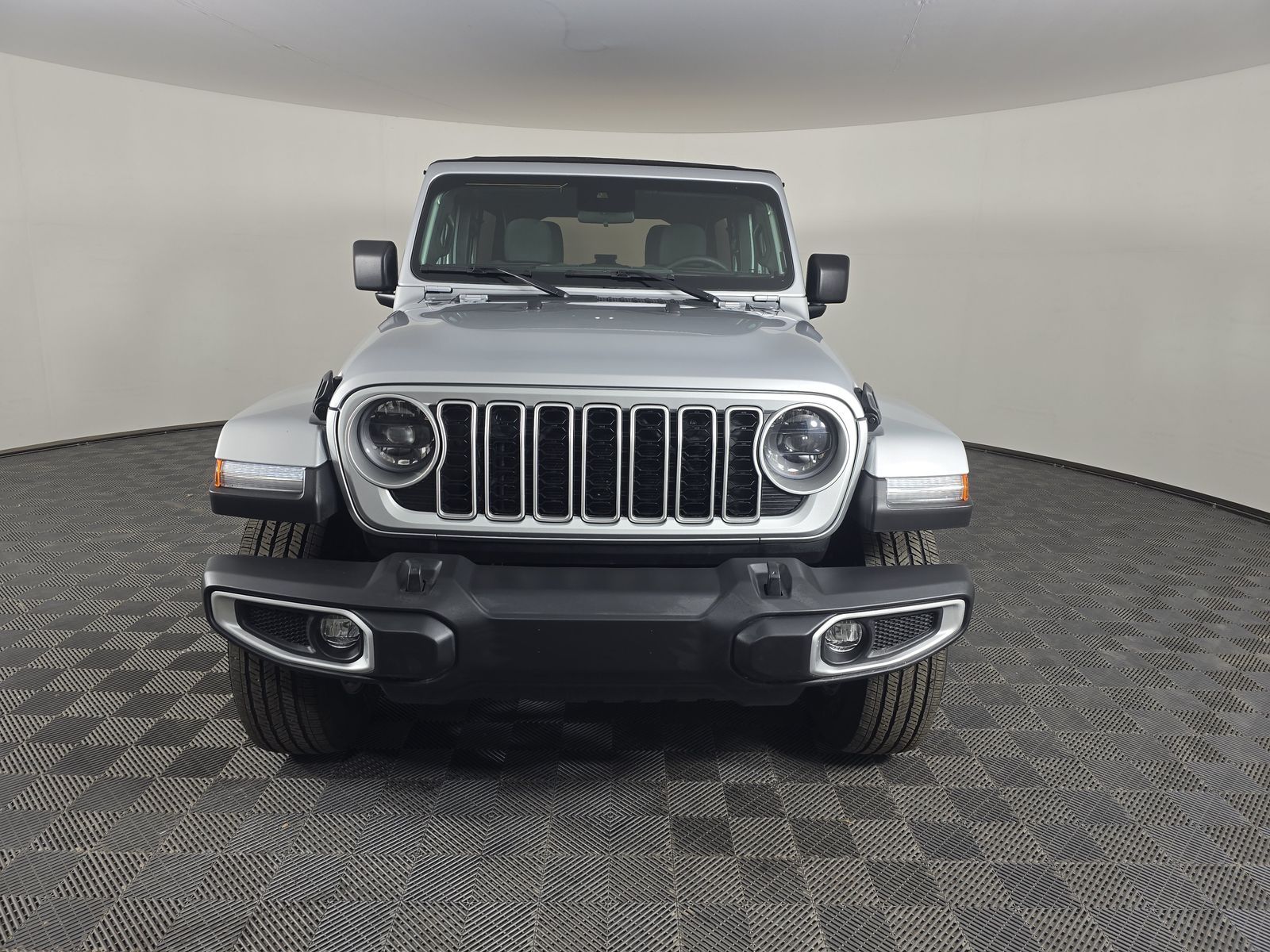 2024 Jeep Wrangler Sahara AWD