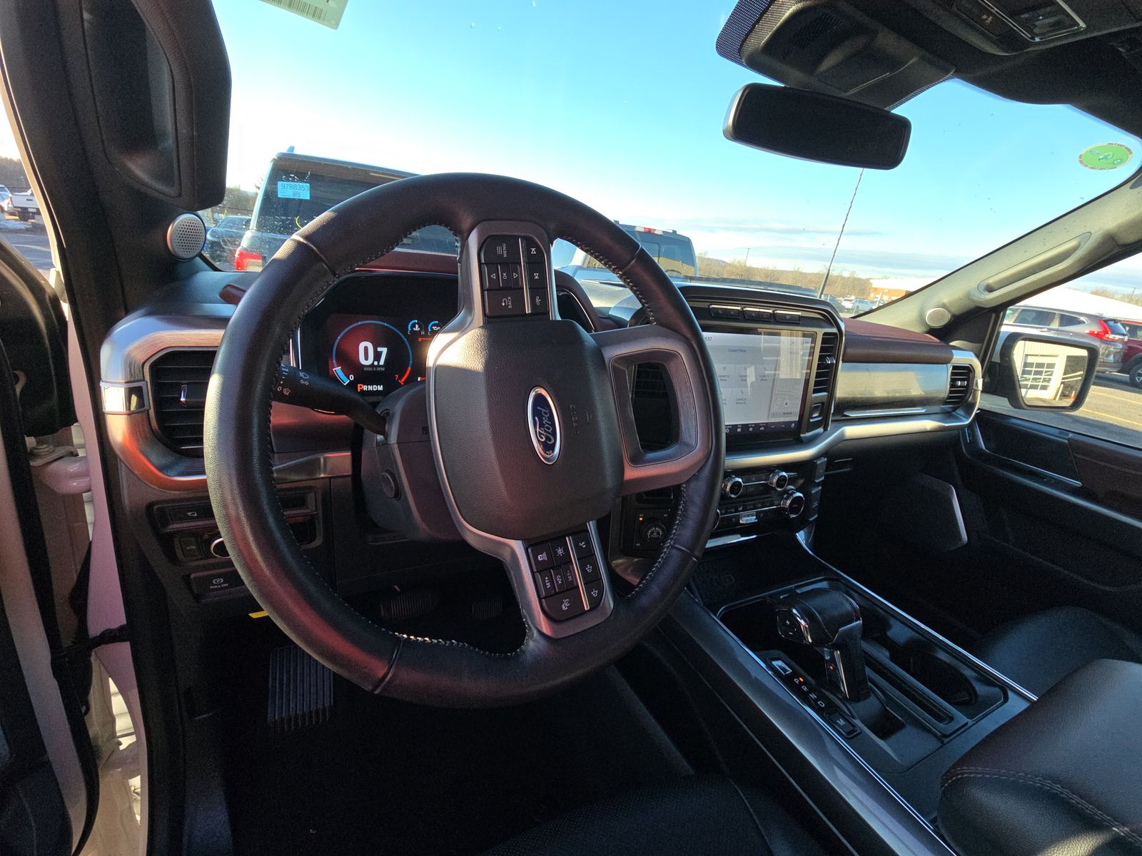 2023 Ford F-150 Lariat AWD