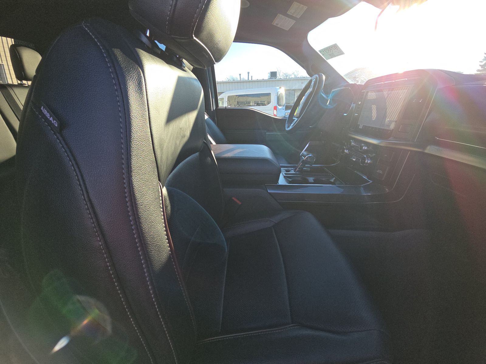 2023 Ford F-150 Lariat AWD