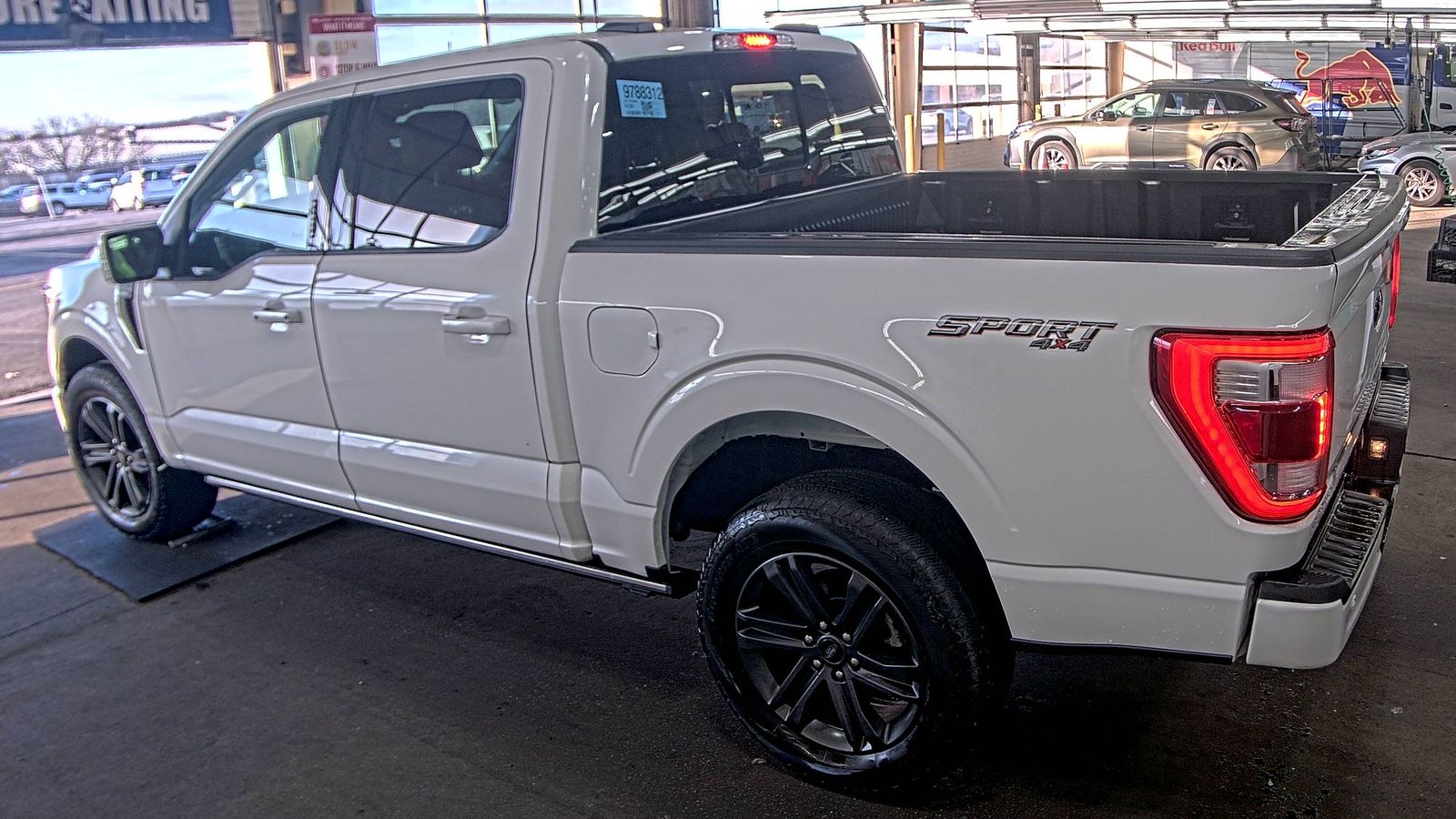 2023 Ford F-150 Lariat AWD