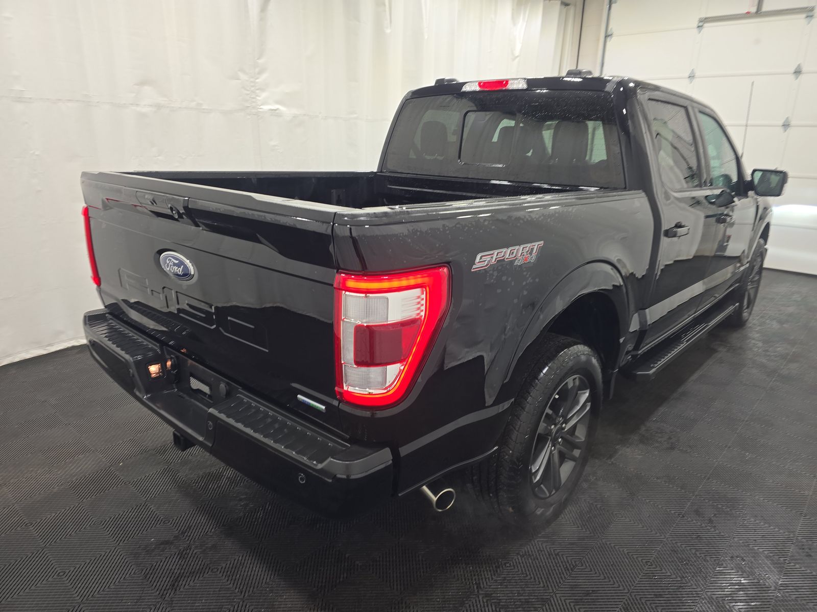2023 Ford F-150 Lariat AWD