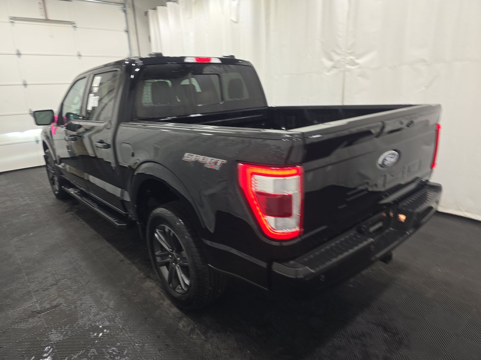 2023 Ford F-150 Lariat AWD