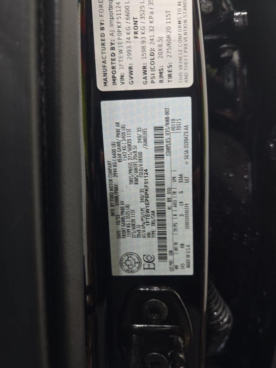 2023 Ford F-150 Lariat AWD