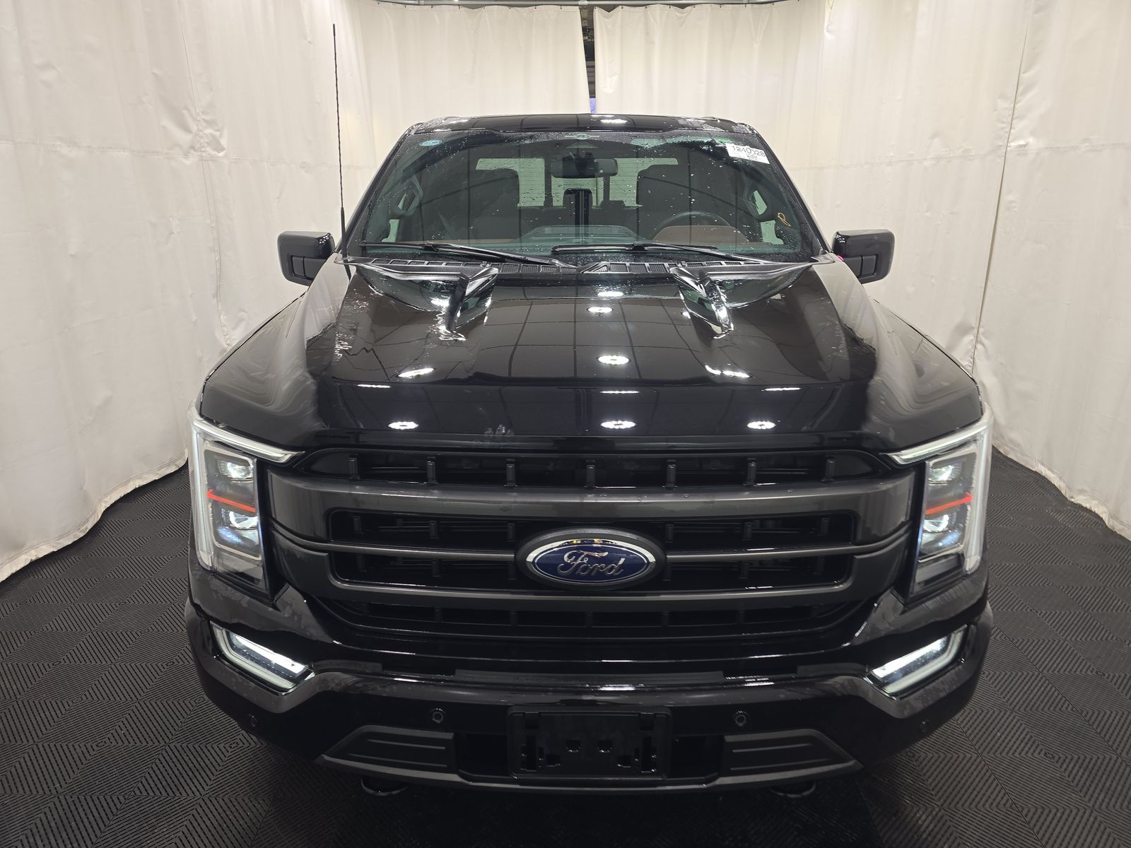2023 Ford F-150 Lariat AWD