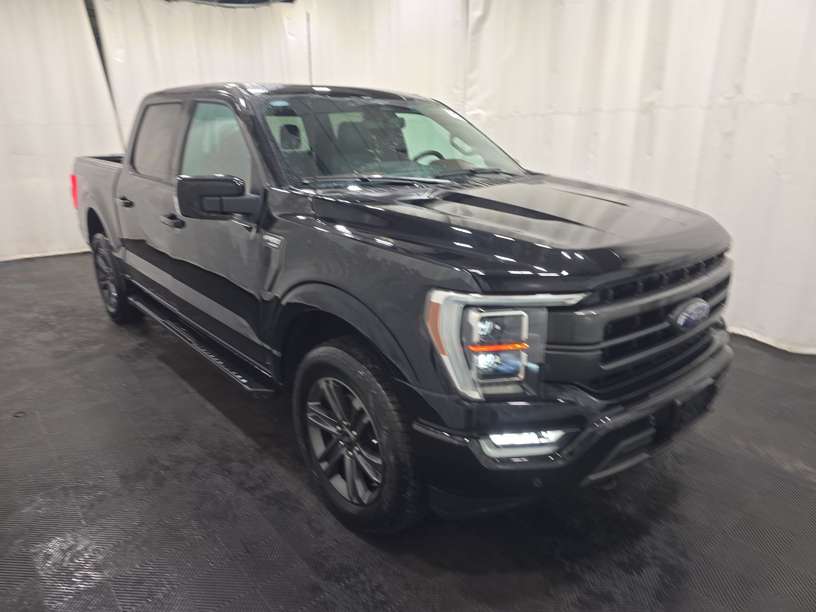 2023 Ford F-150 Lariat AWD