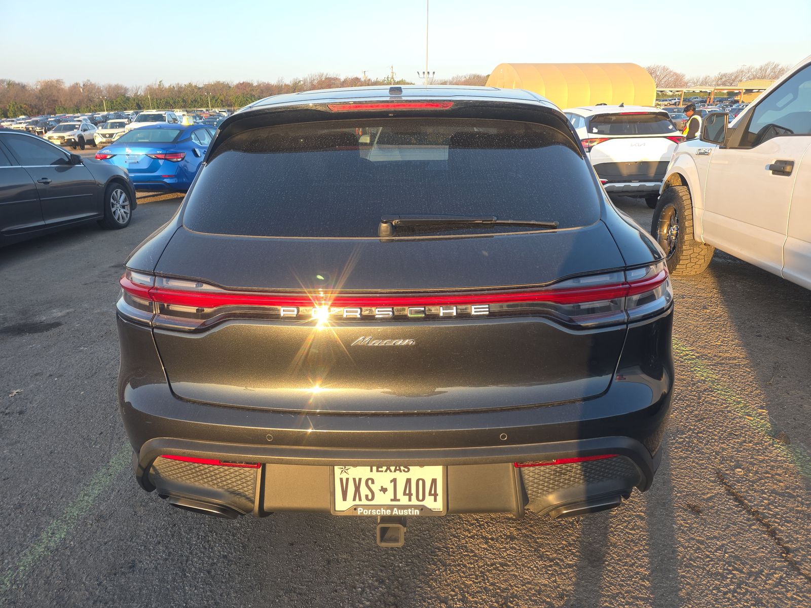 2024 Porsche Macan Base AWD