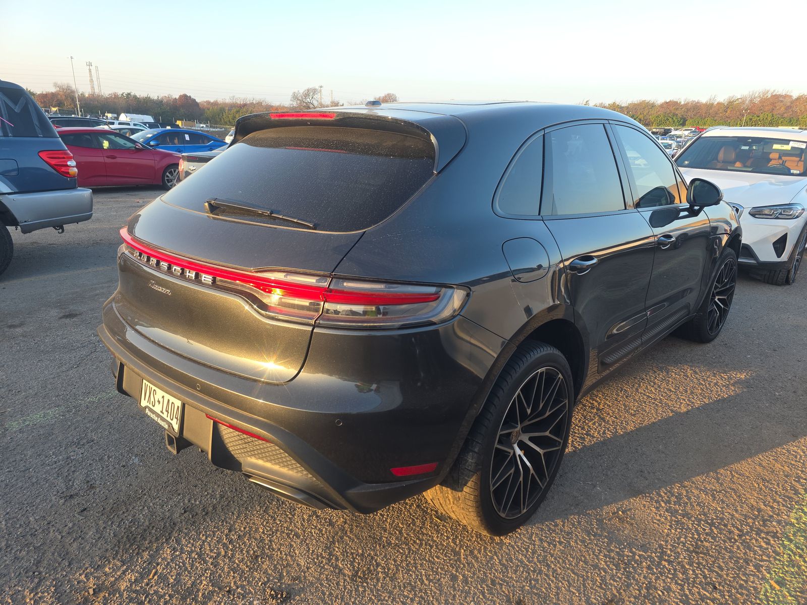 2024 Porsche Macan Base AWD
