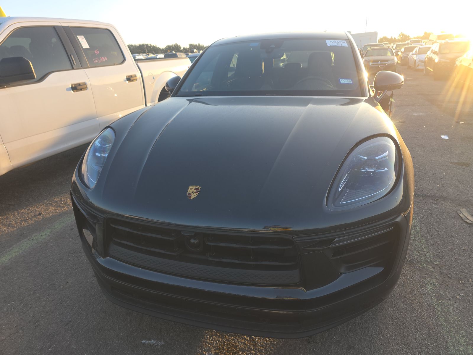 2024 Porsche Macan Base AWD