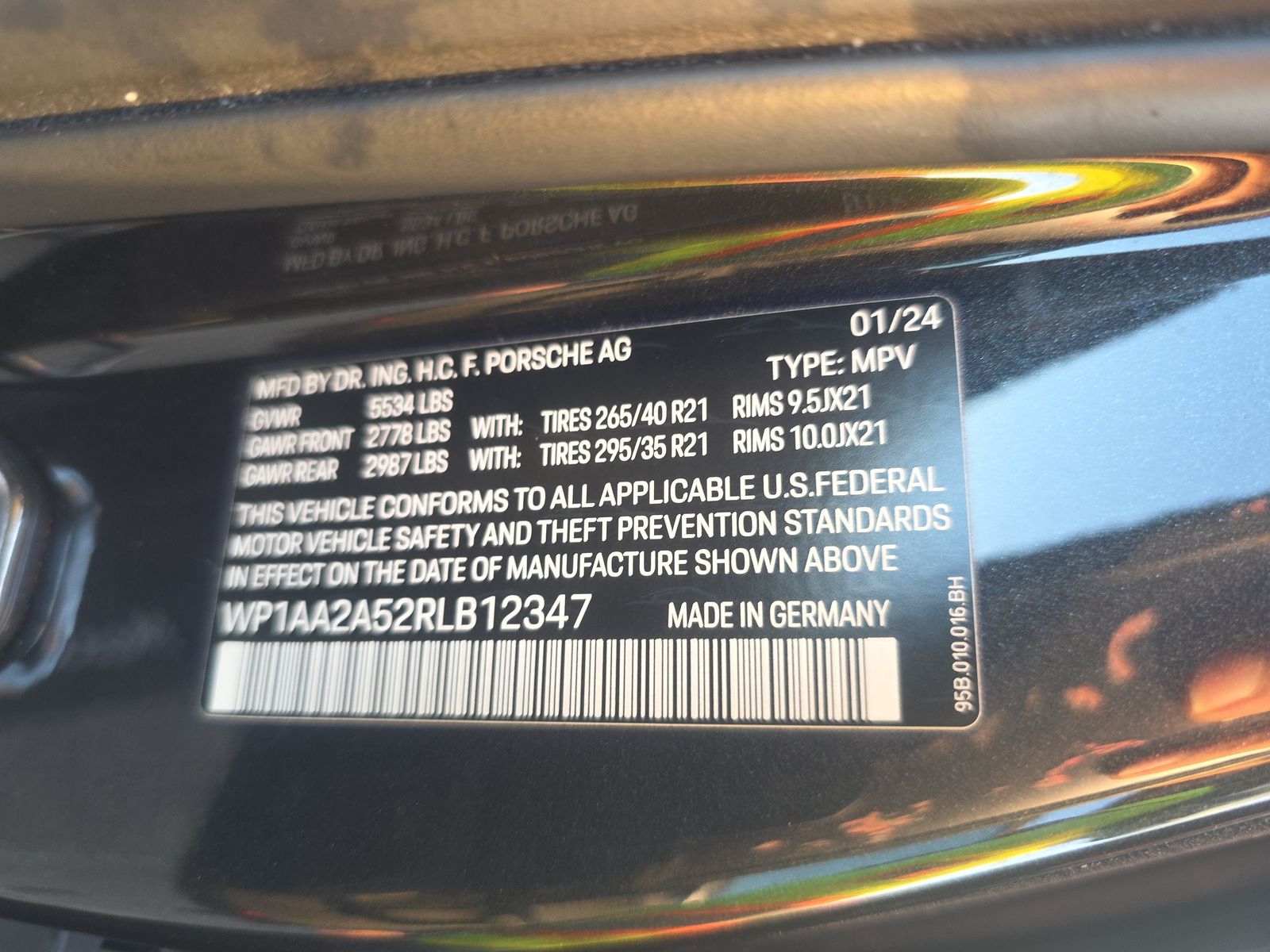 2024 Porsche Macan Base AWD