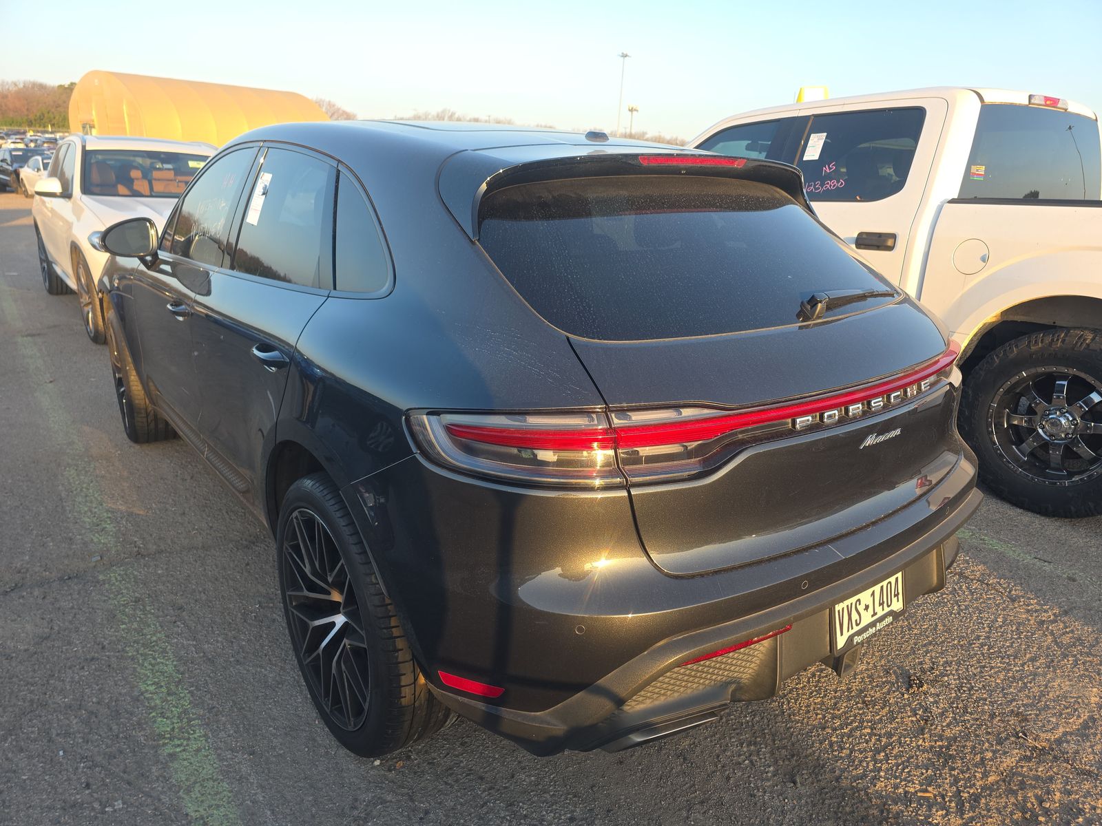 2024 Porsche Macan Base AWD
