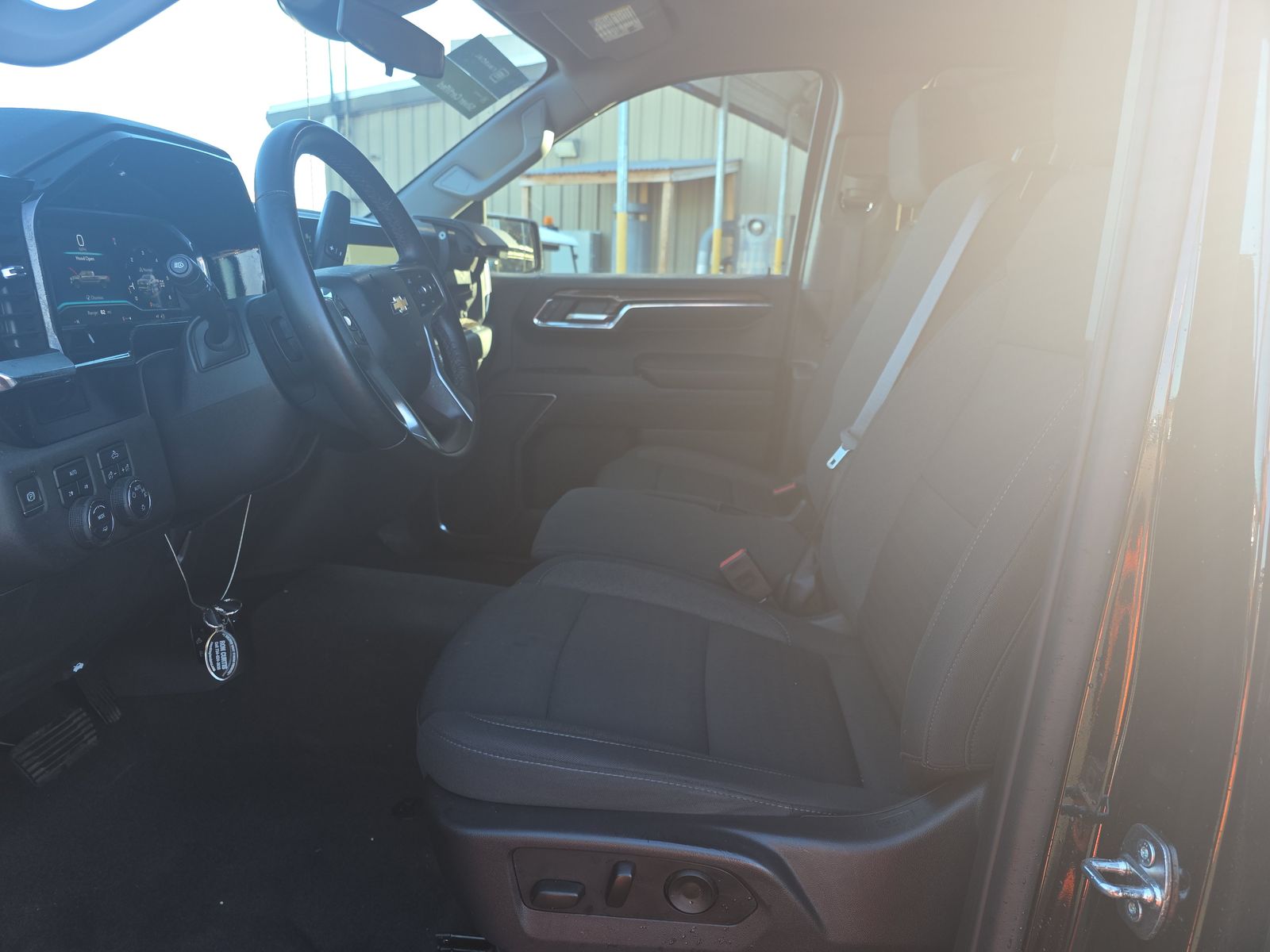 2024 Chevrolet Silverado 1500 LT AWD