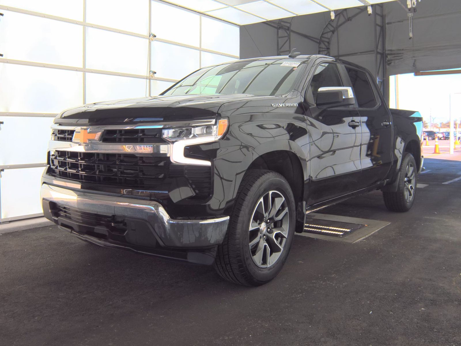2024 Chevrolet Silverado 1500 LT AWD