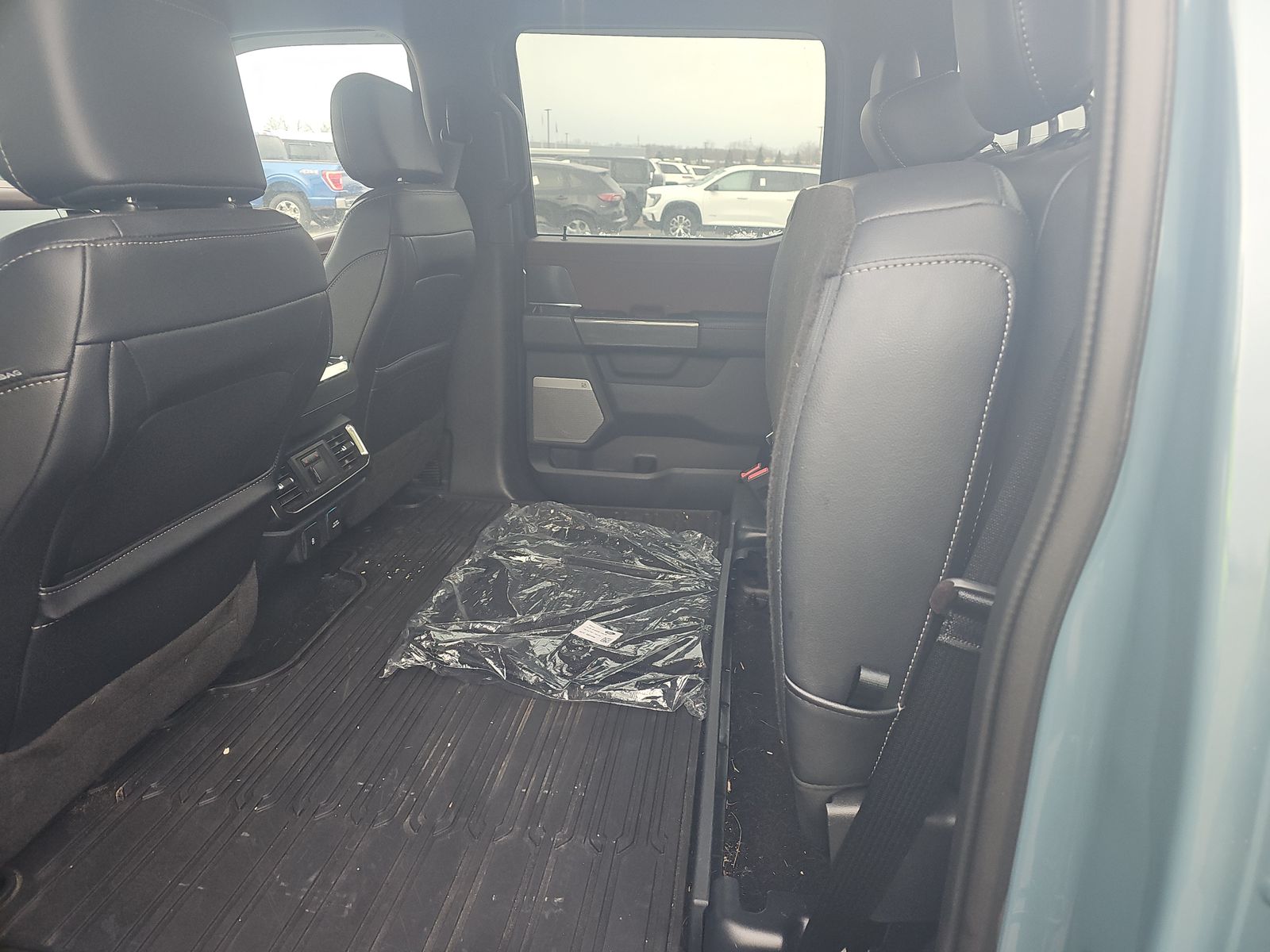 2023 Ford F-150 Lariat AWD