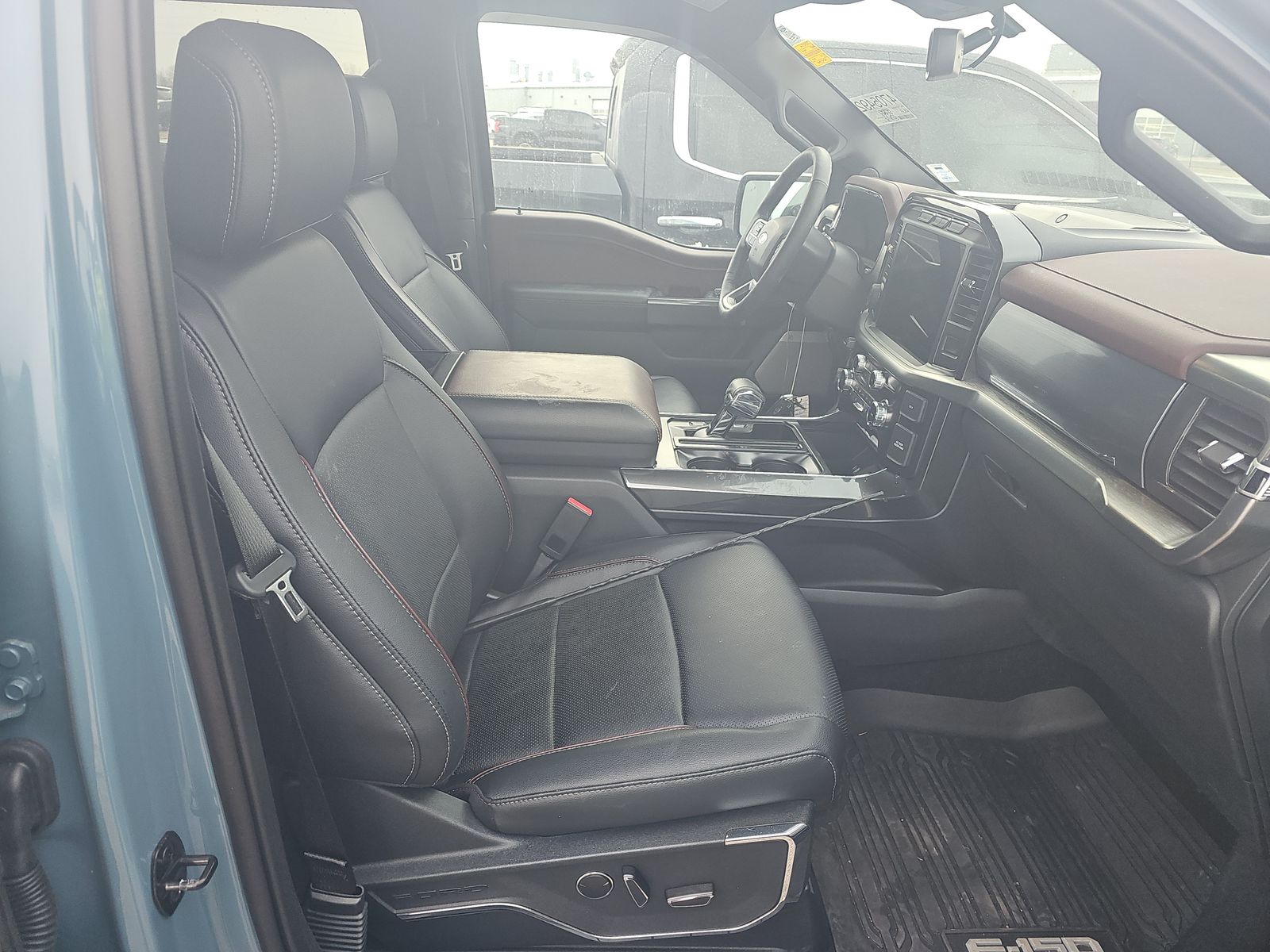 2023 Ford F-150 Lariat AWD