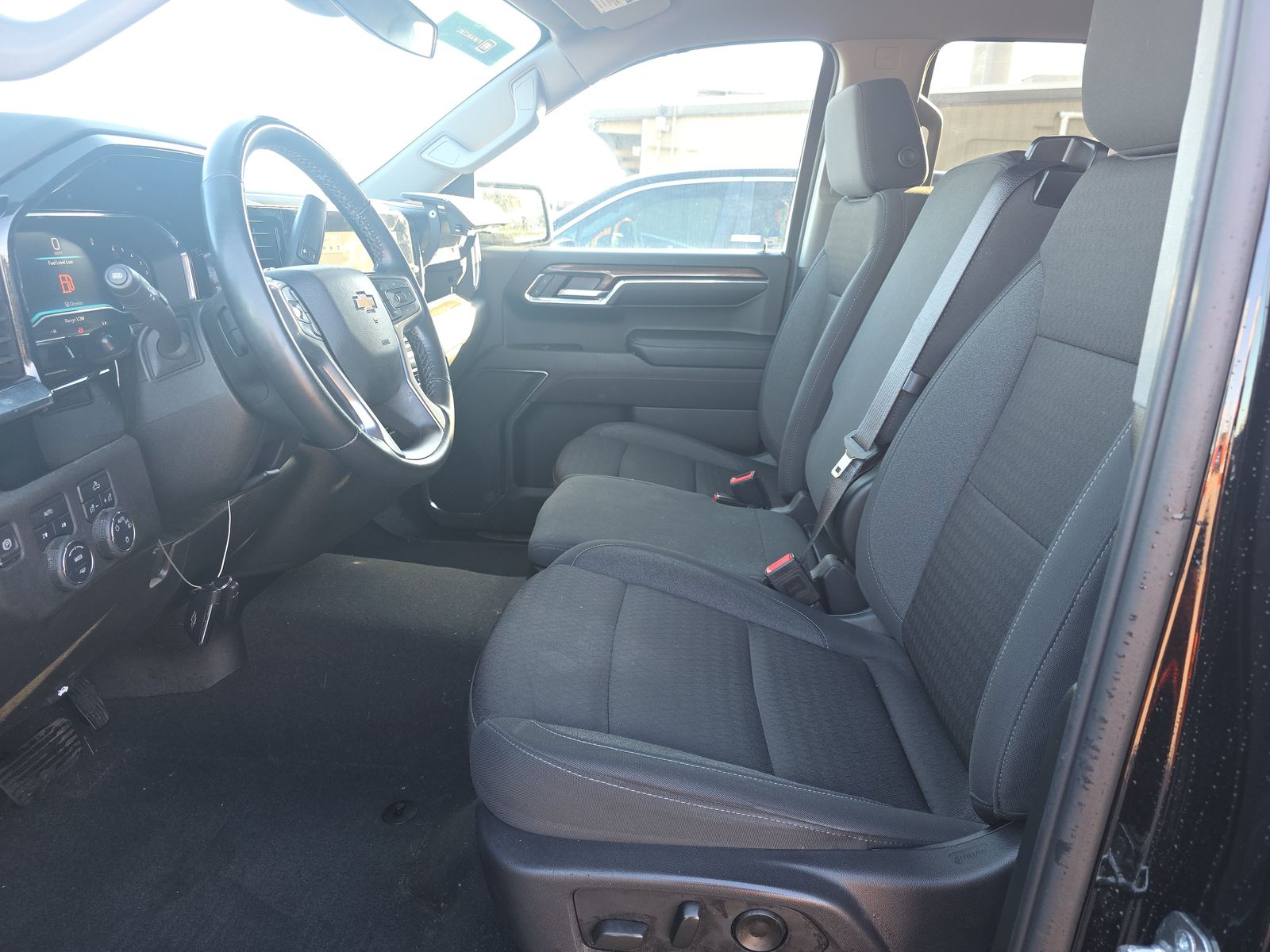 2024 Chevrolet Silverado 1500 LT AWD