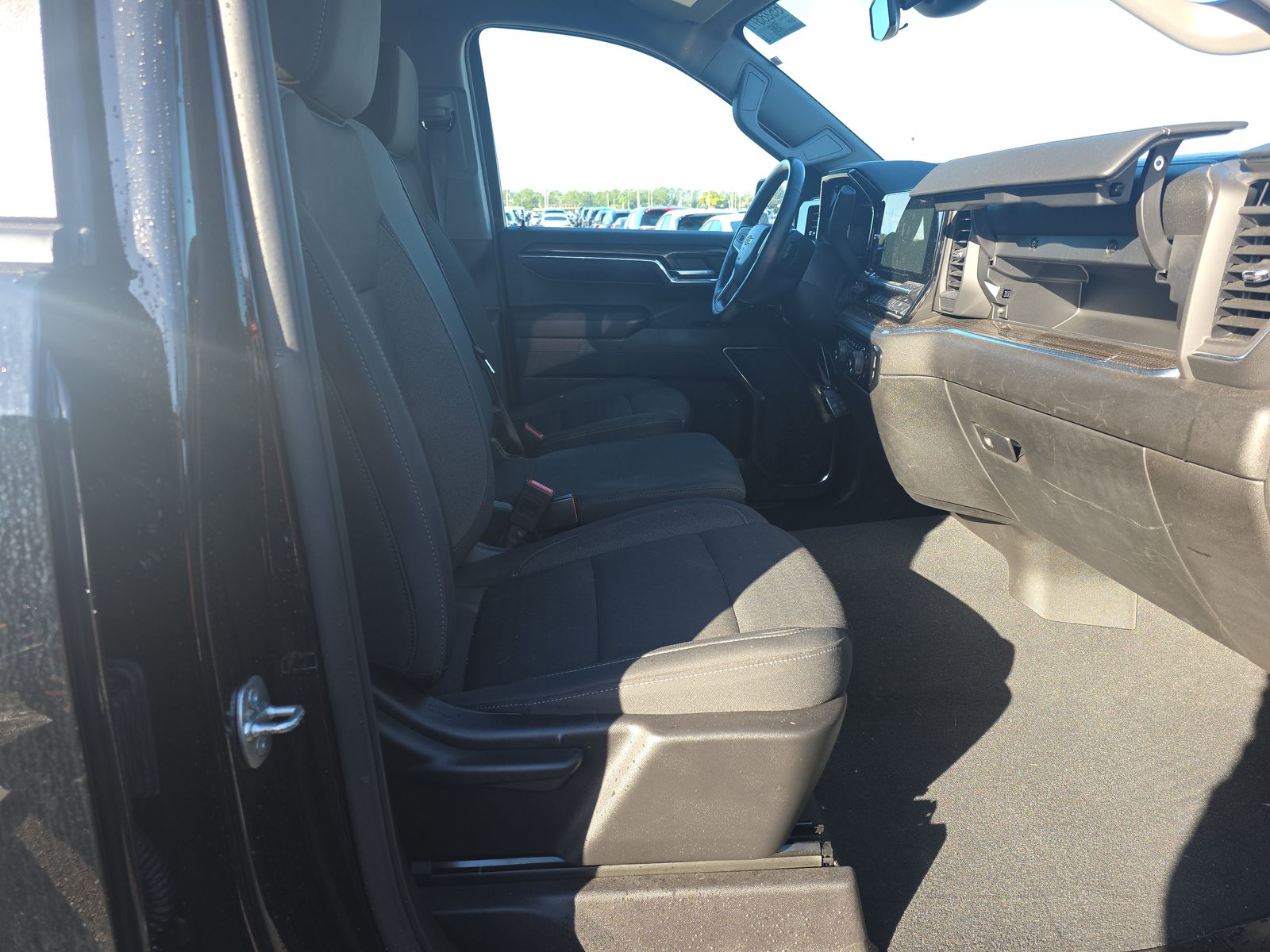 2024 Chevrolet Silverado 1500 LT AWD