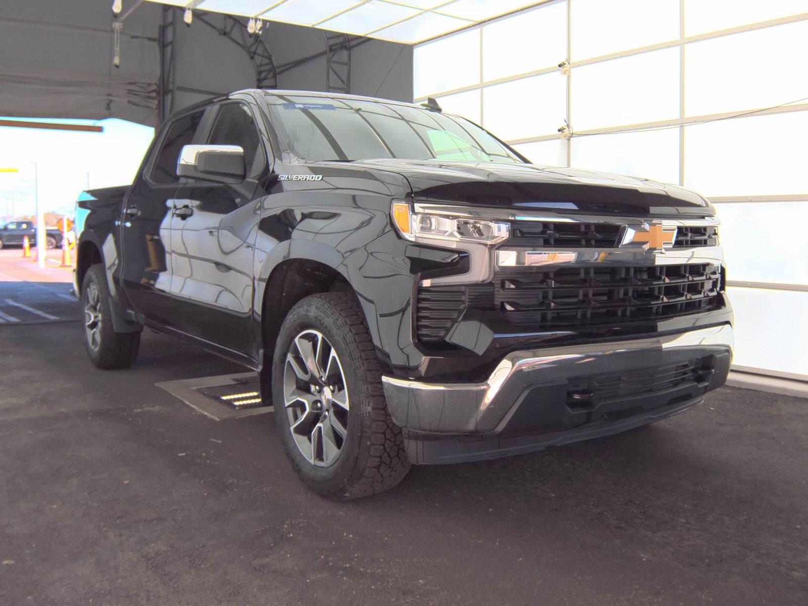 2024 Chevrolet Silverado 1500 LT AWD