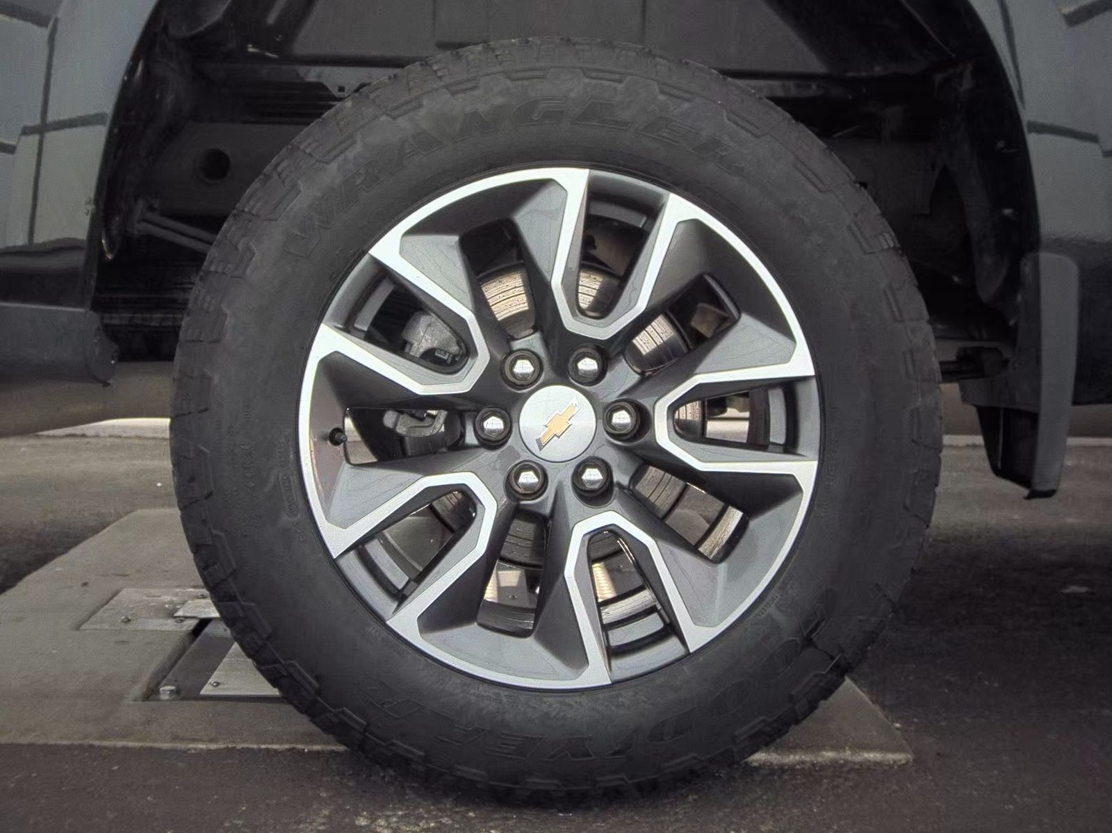 2024 Chevrolet Silverado 1500 LT AWD