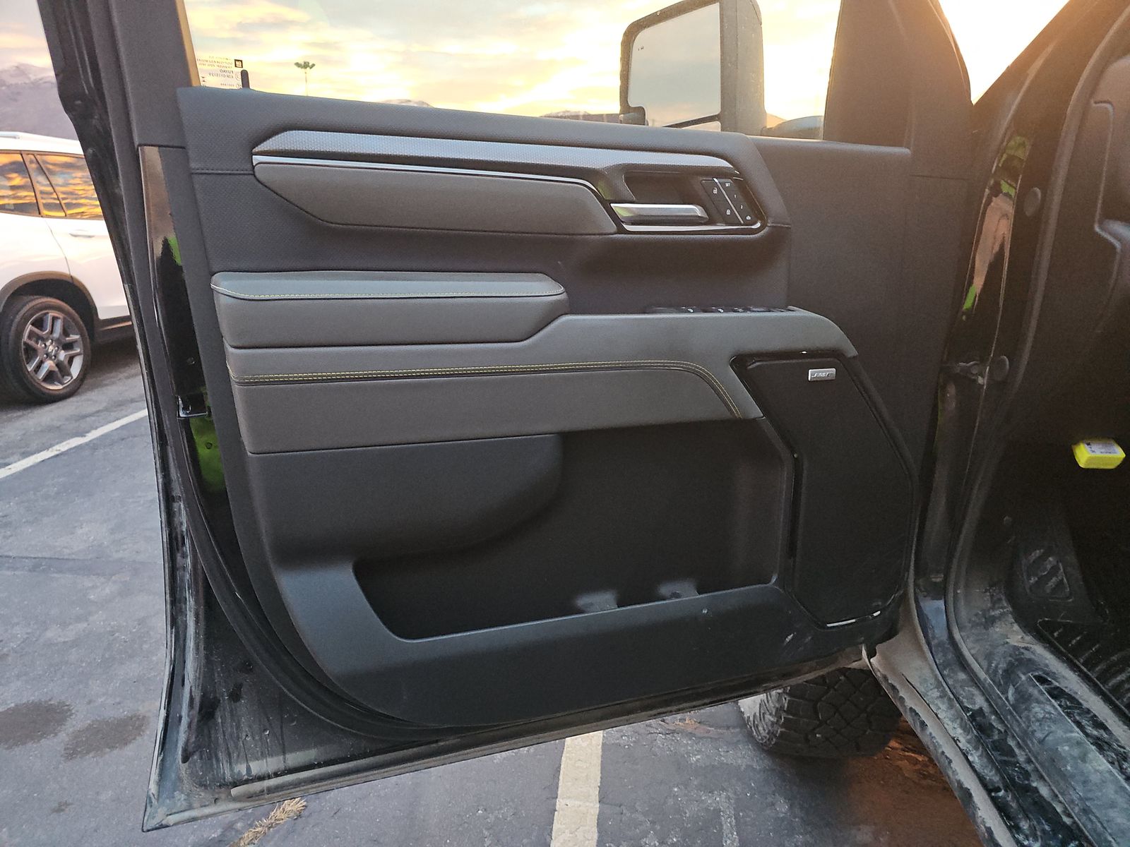 2024 Chevrolet Silverado 2500HD ZR2 AWD