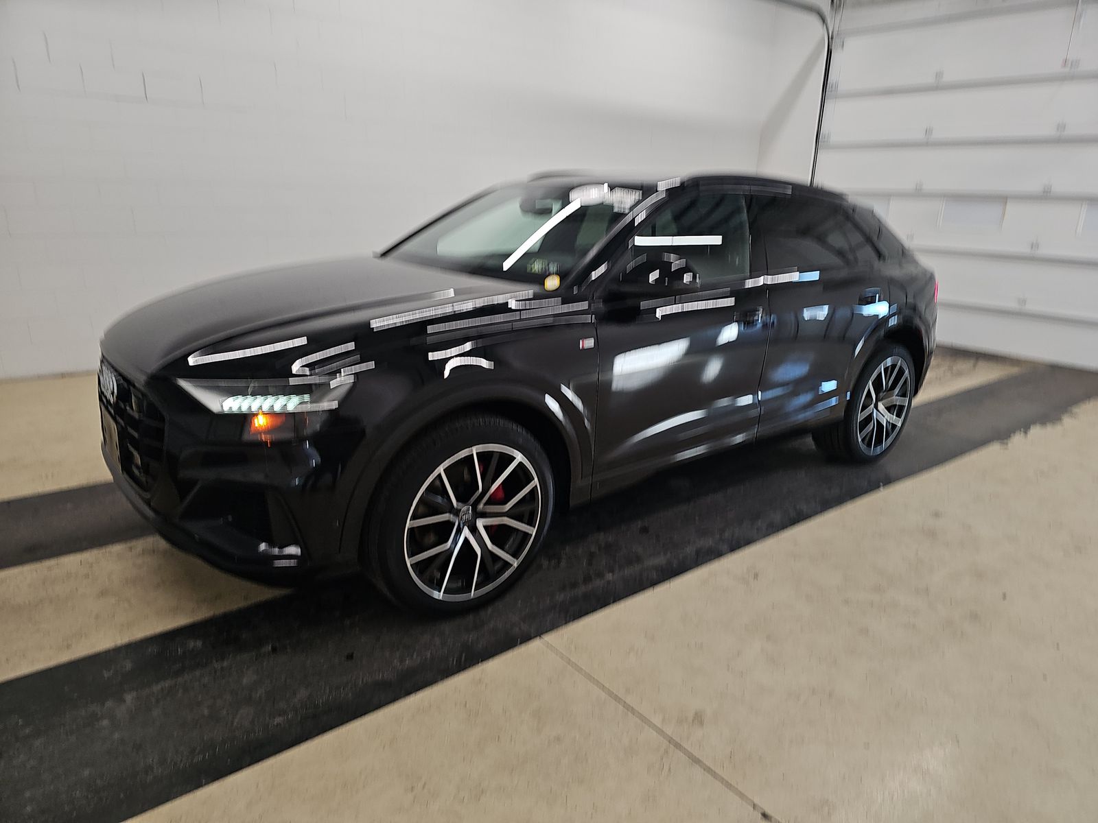 2019 Audi Q8 Premium Plus's photo