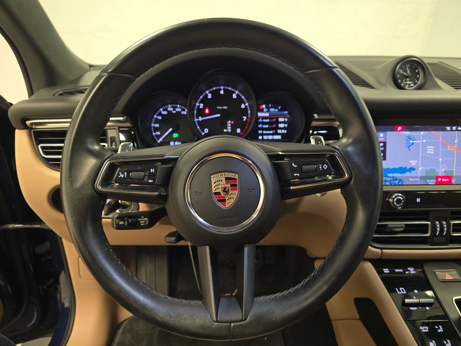 2024 Porsche Macan Base AWD