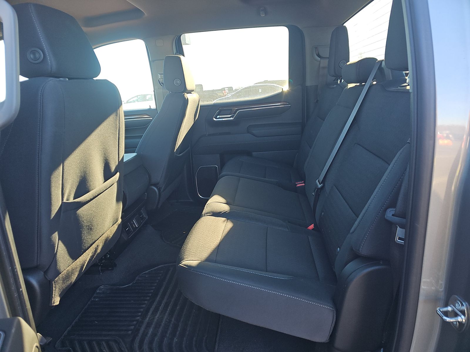 2023 Chevrolet Silverado 1500 LT AWD