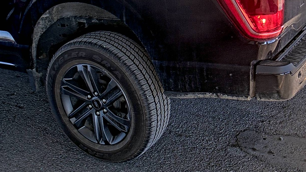 2023 Ford F-150 XLT AWD