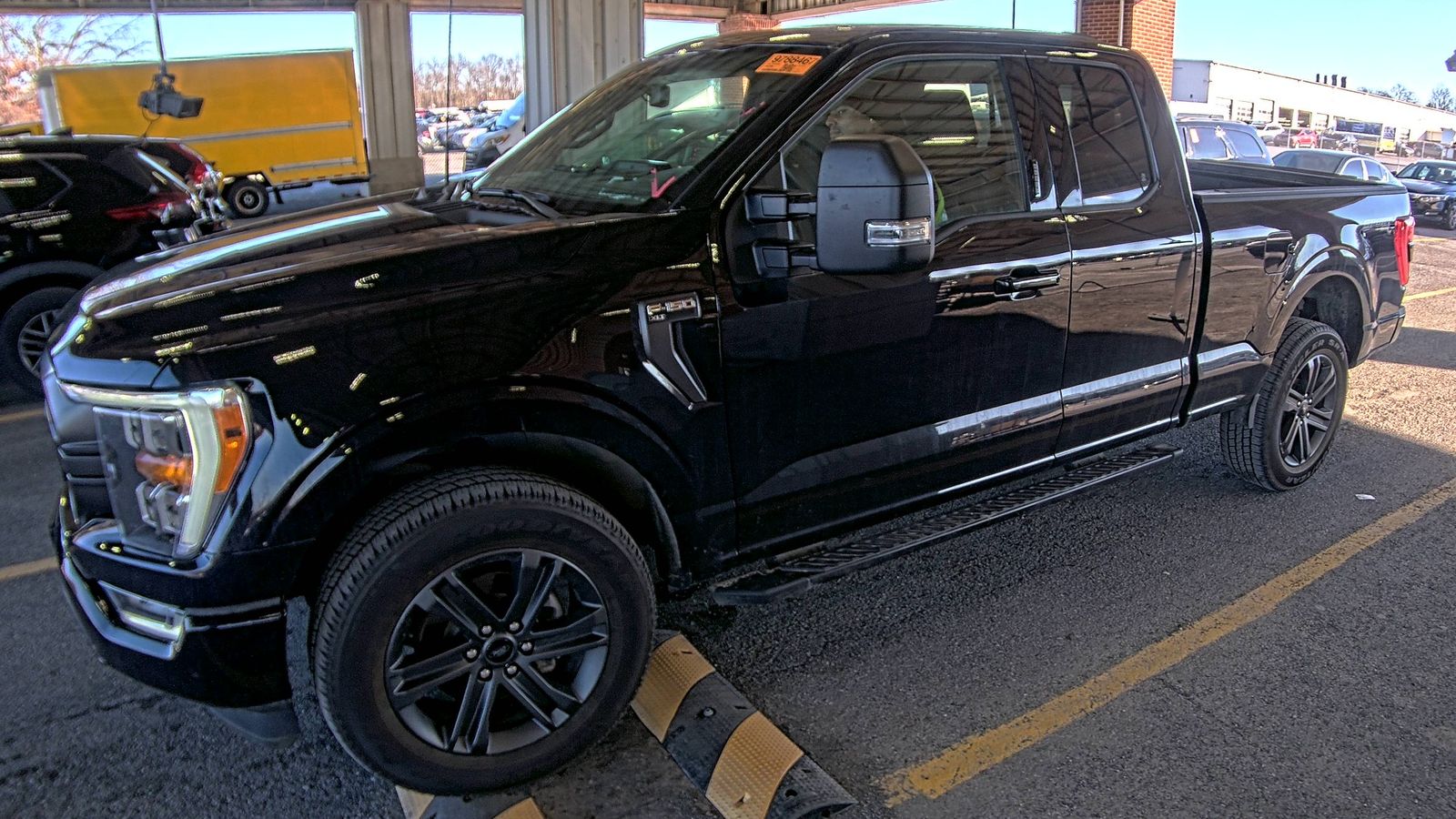 2023 Ford F-150 XLT AWD