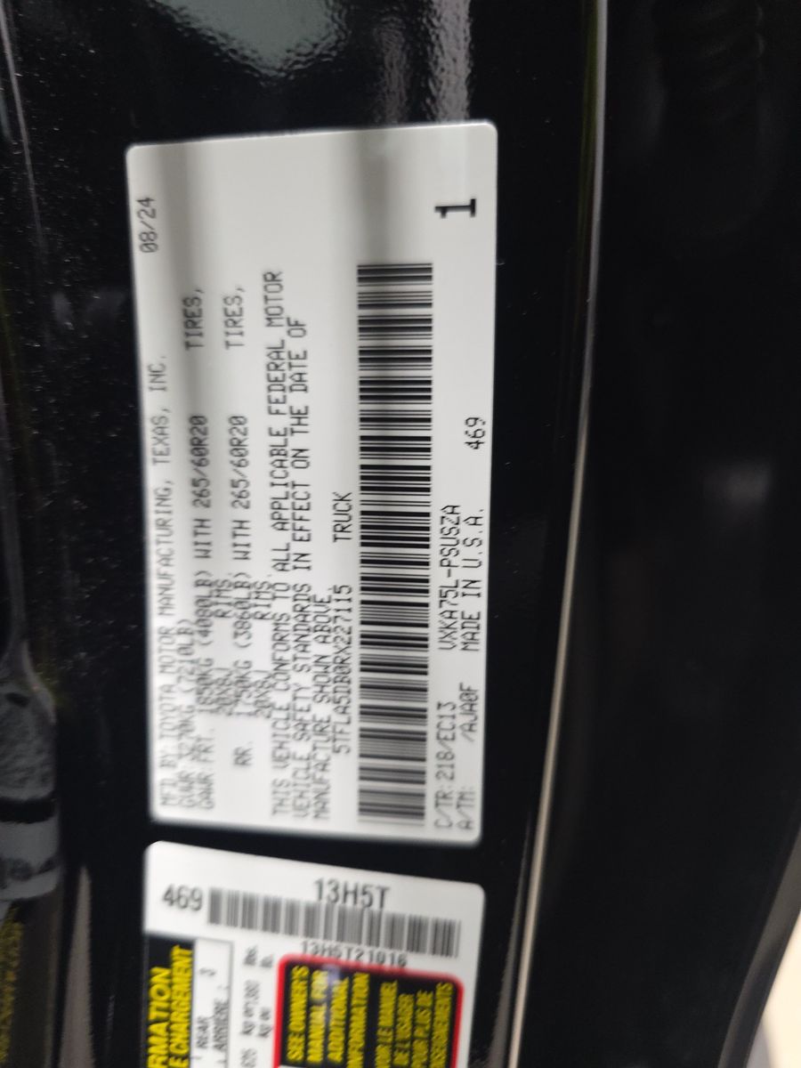 2024 Toyota Tundra SR5 AWD