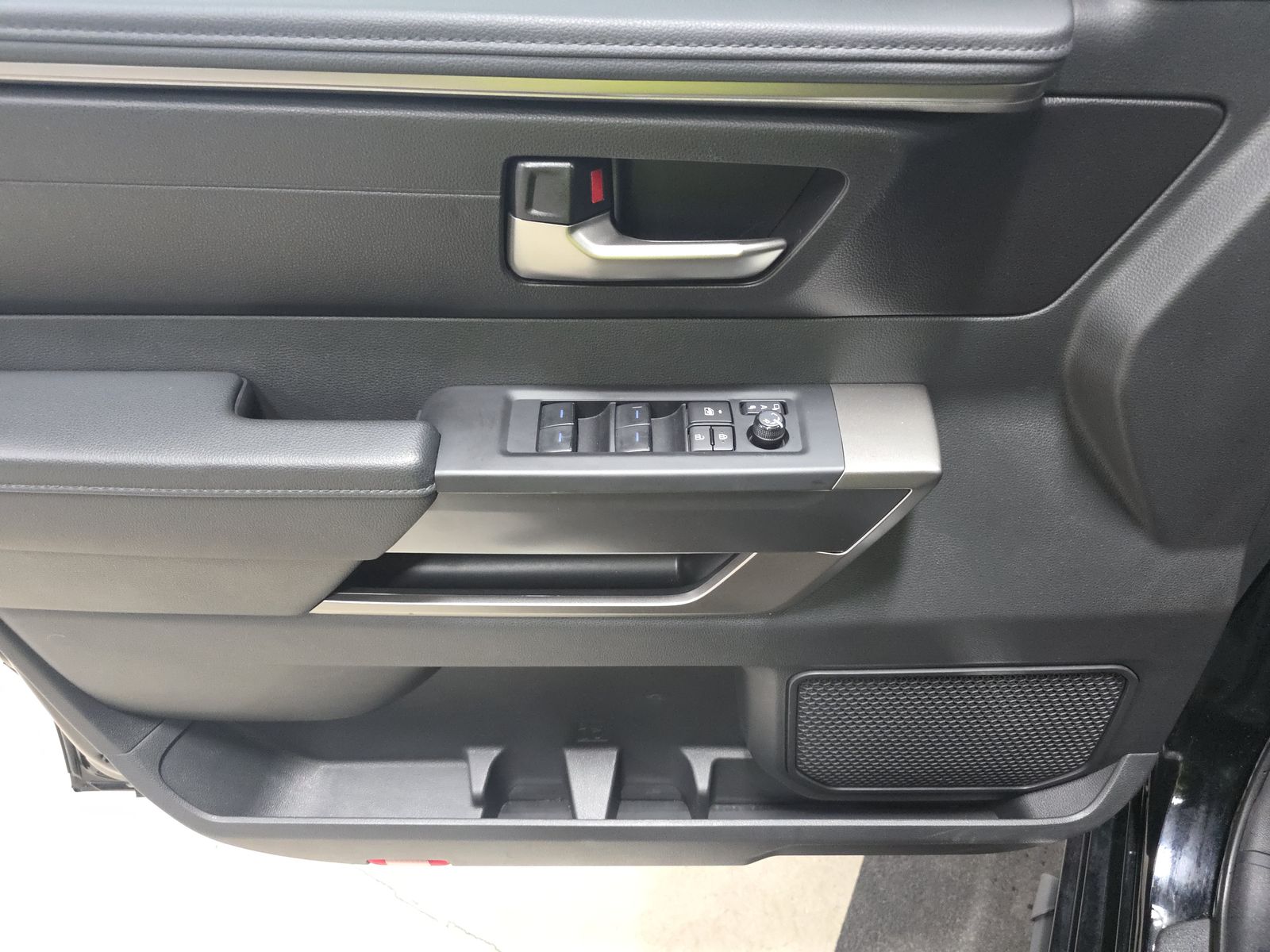 2024 Toyota Tundra SR5 AWD