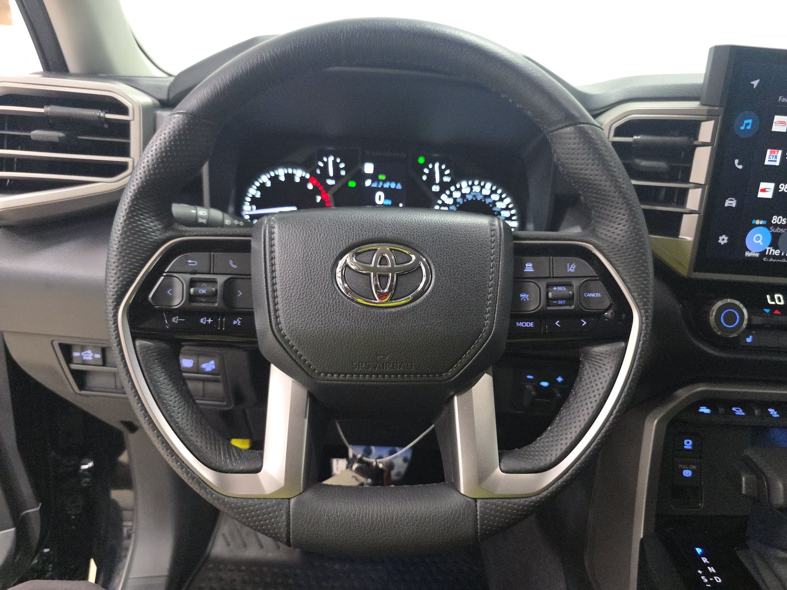 2024 Toyota Tundra SR5 AWD