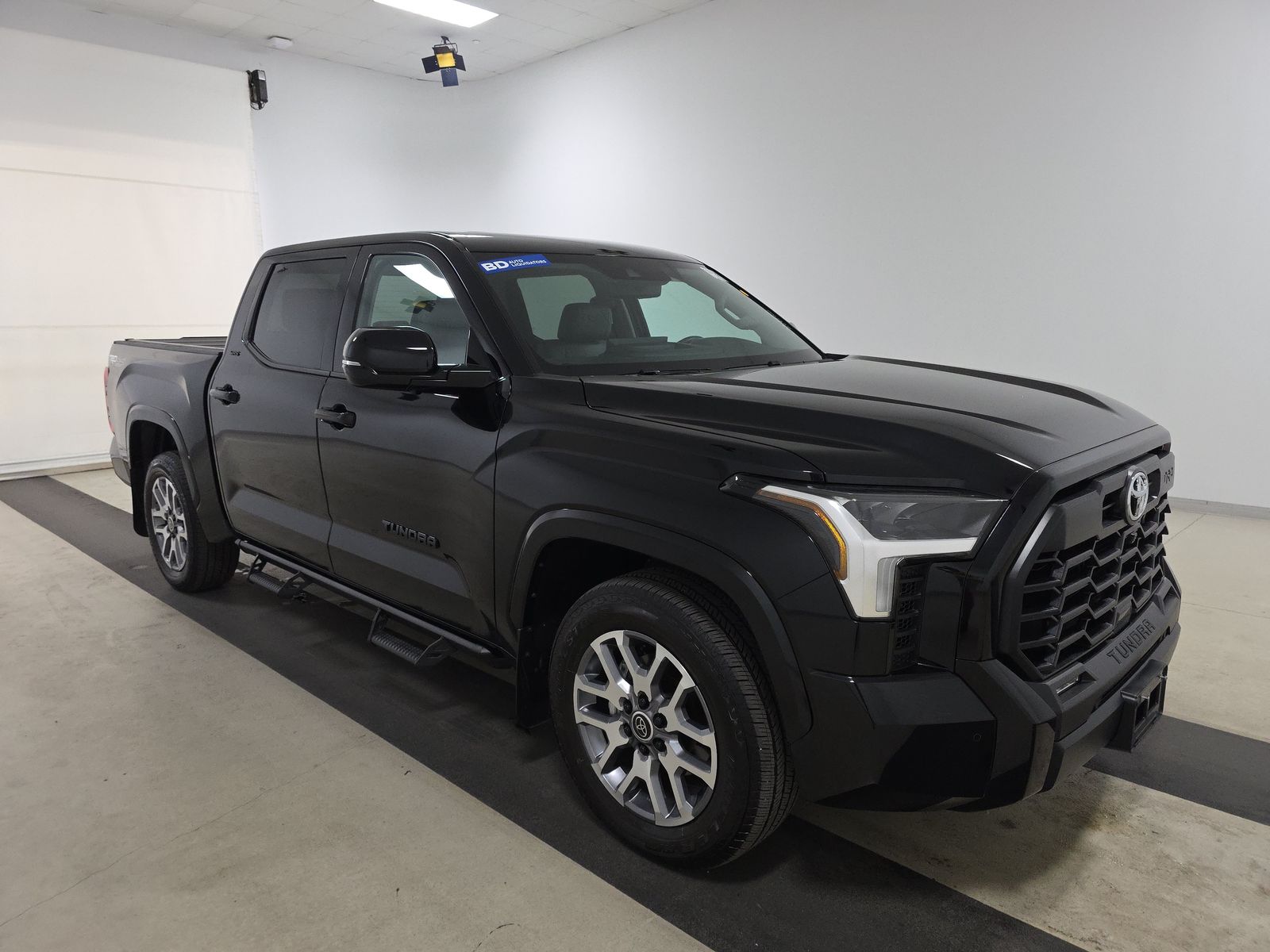 2024 Toyota Tundra SR5 AWD