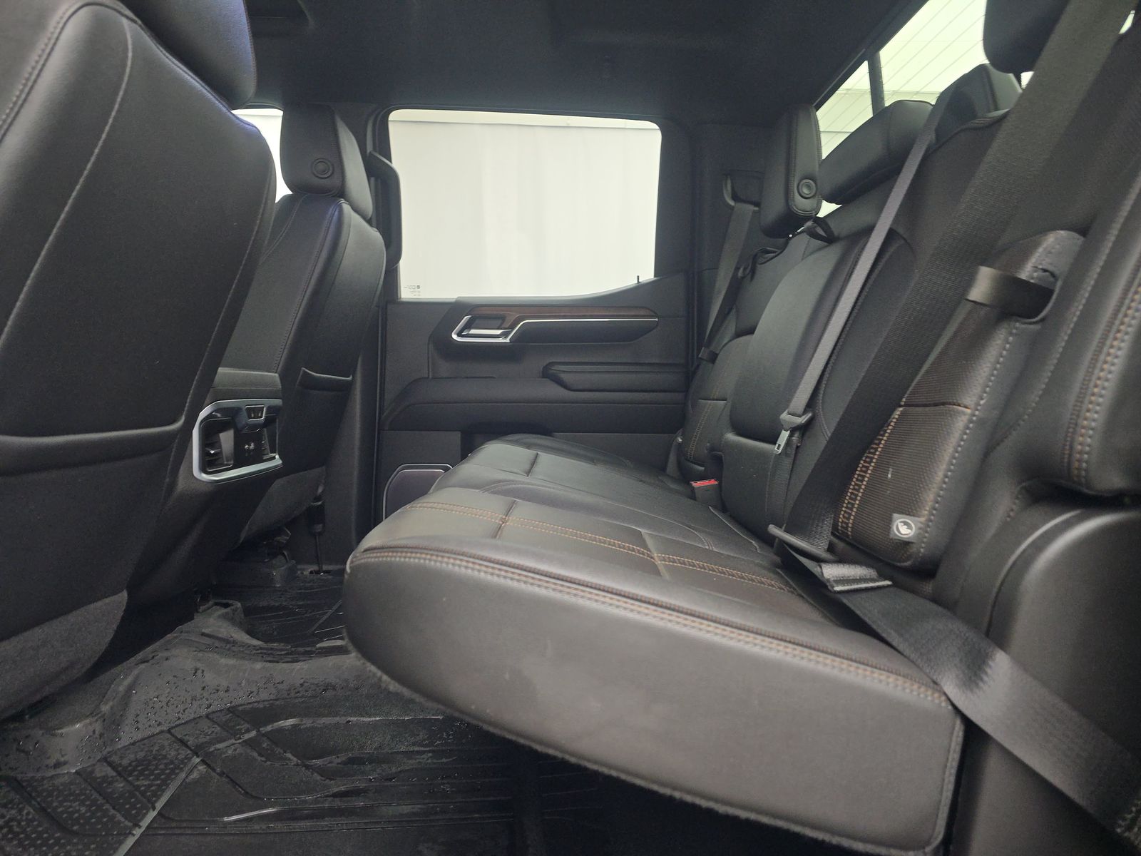 2022 Chevrolet Silverado 1500 High Country AWD
