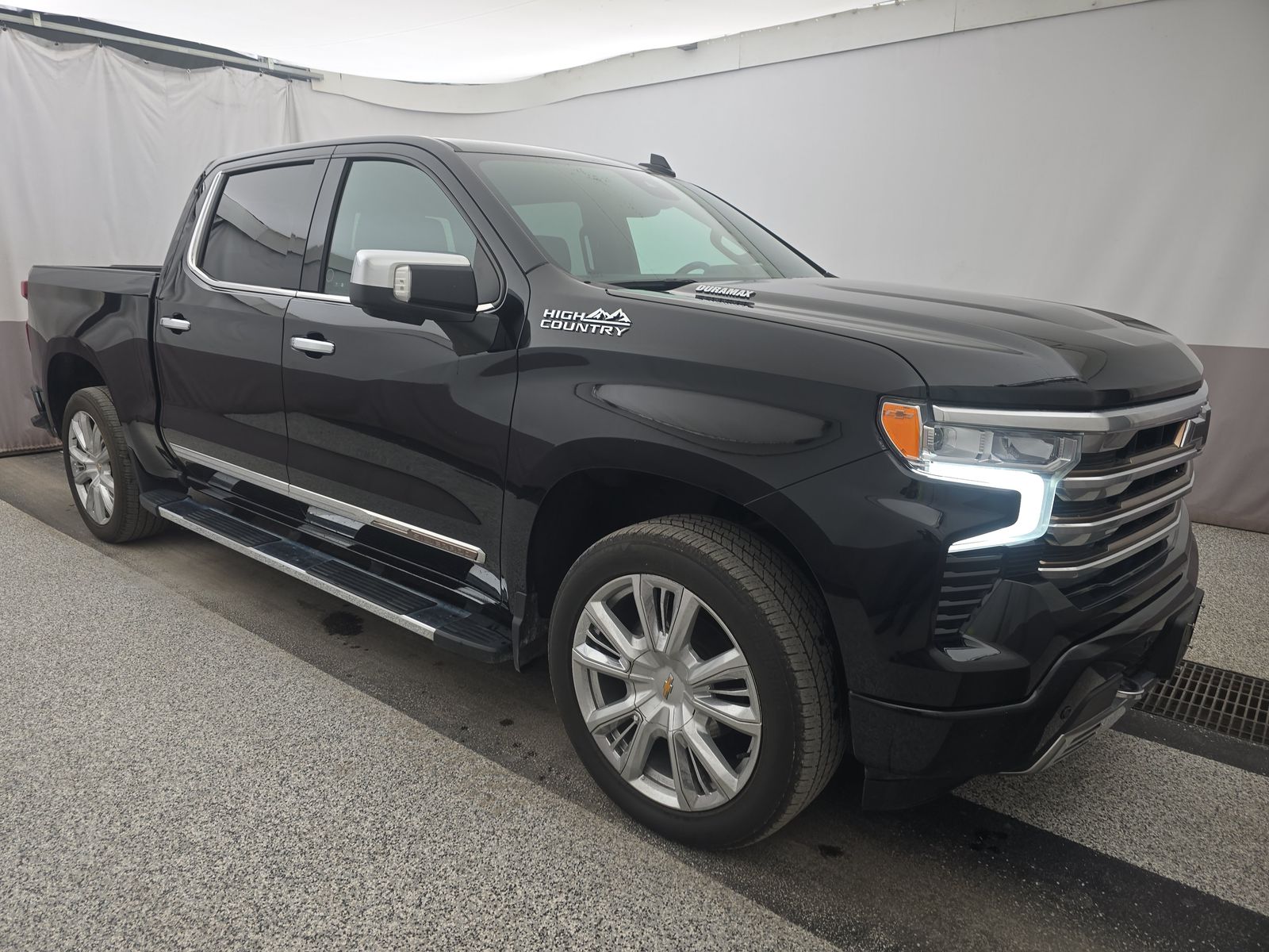 2022 Chevrolet Silverado 1500 High Country AWD