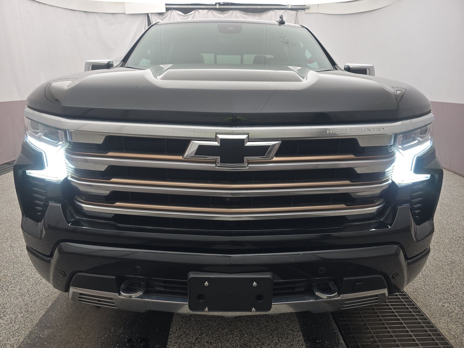 2022 Chevrolet Silverado 1500 High Country AWD