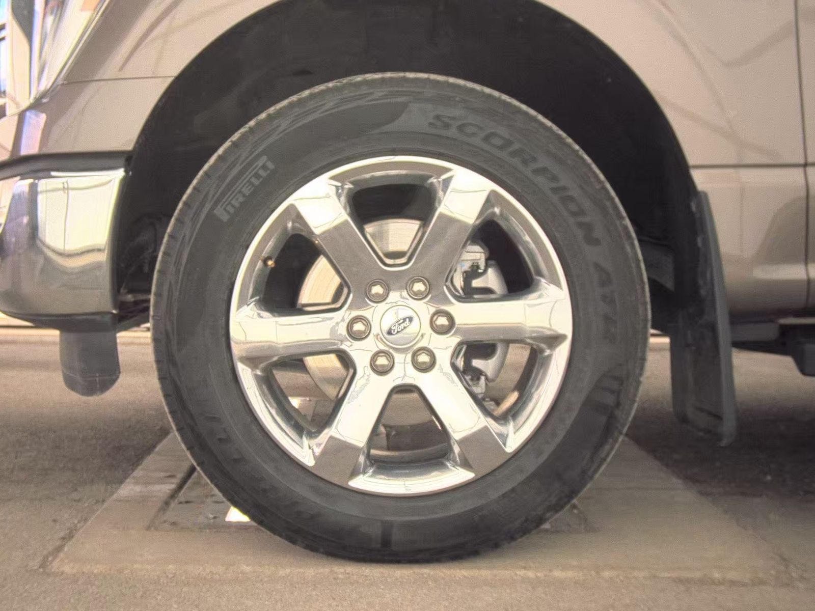 2023 Ford F-150 Lariat AWD