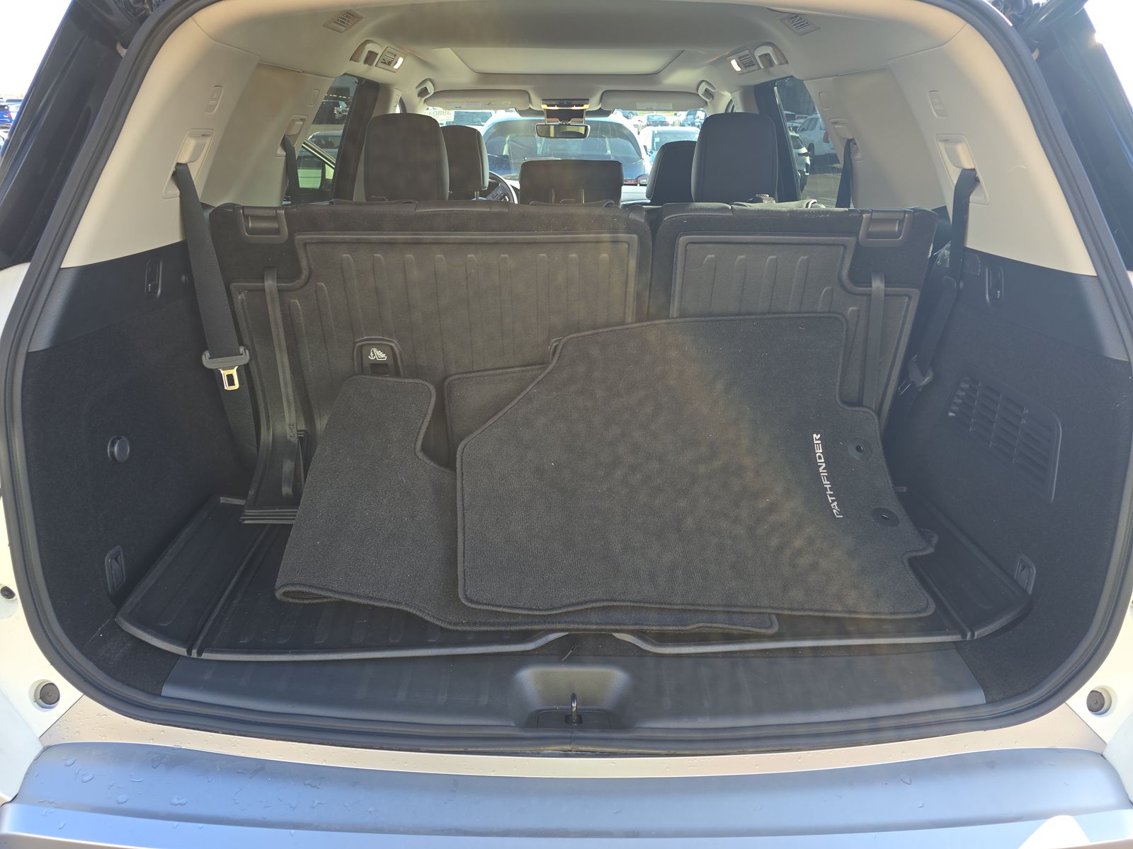 2024 Nissan Pathfinder Platinum AWD