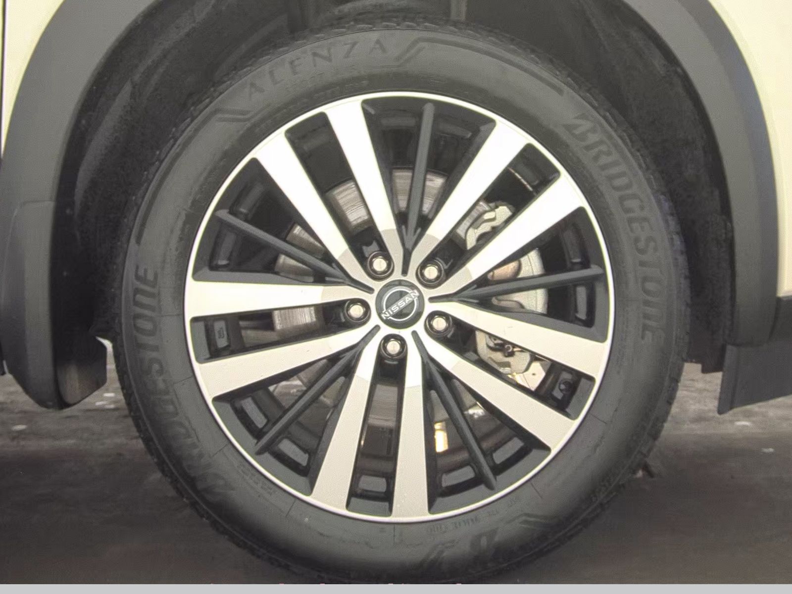 2024 Nissan Pathfinder Platinum AWD