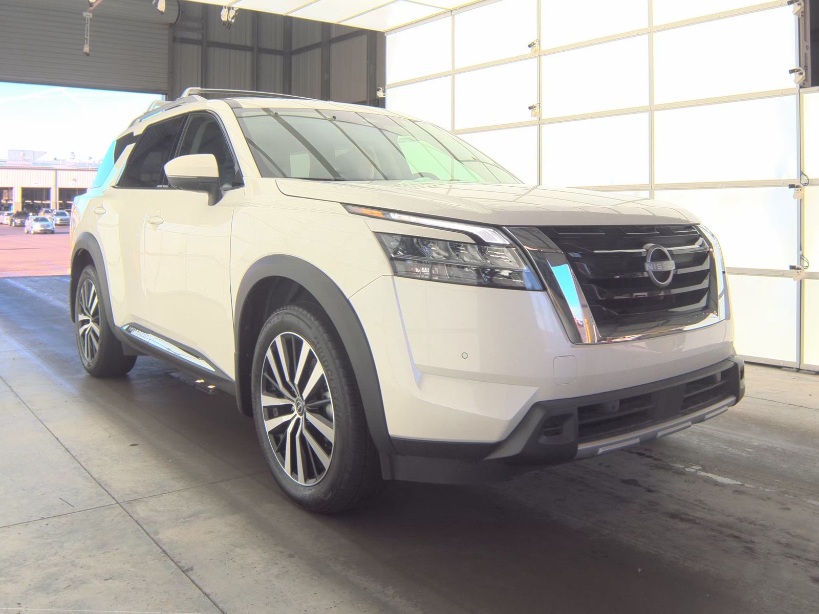 2024 Nissan Pathfinder Platinum AWD
