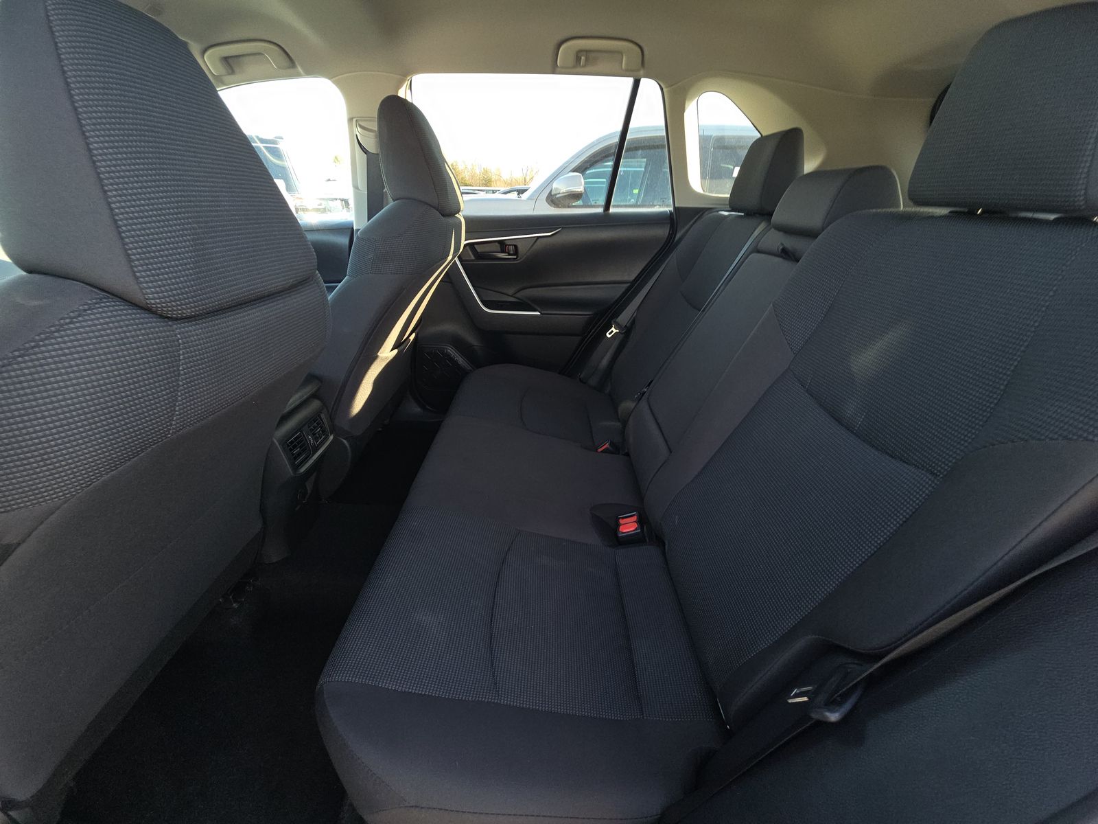 2024 Toyota RAV4 LE FWD