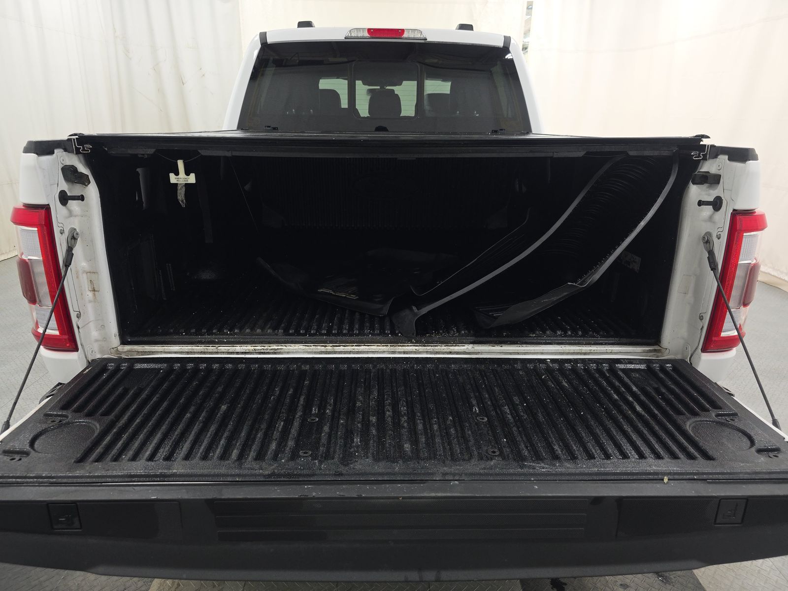 2023 Ford F-150 Lariat AWD