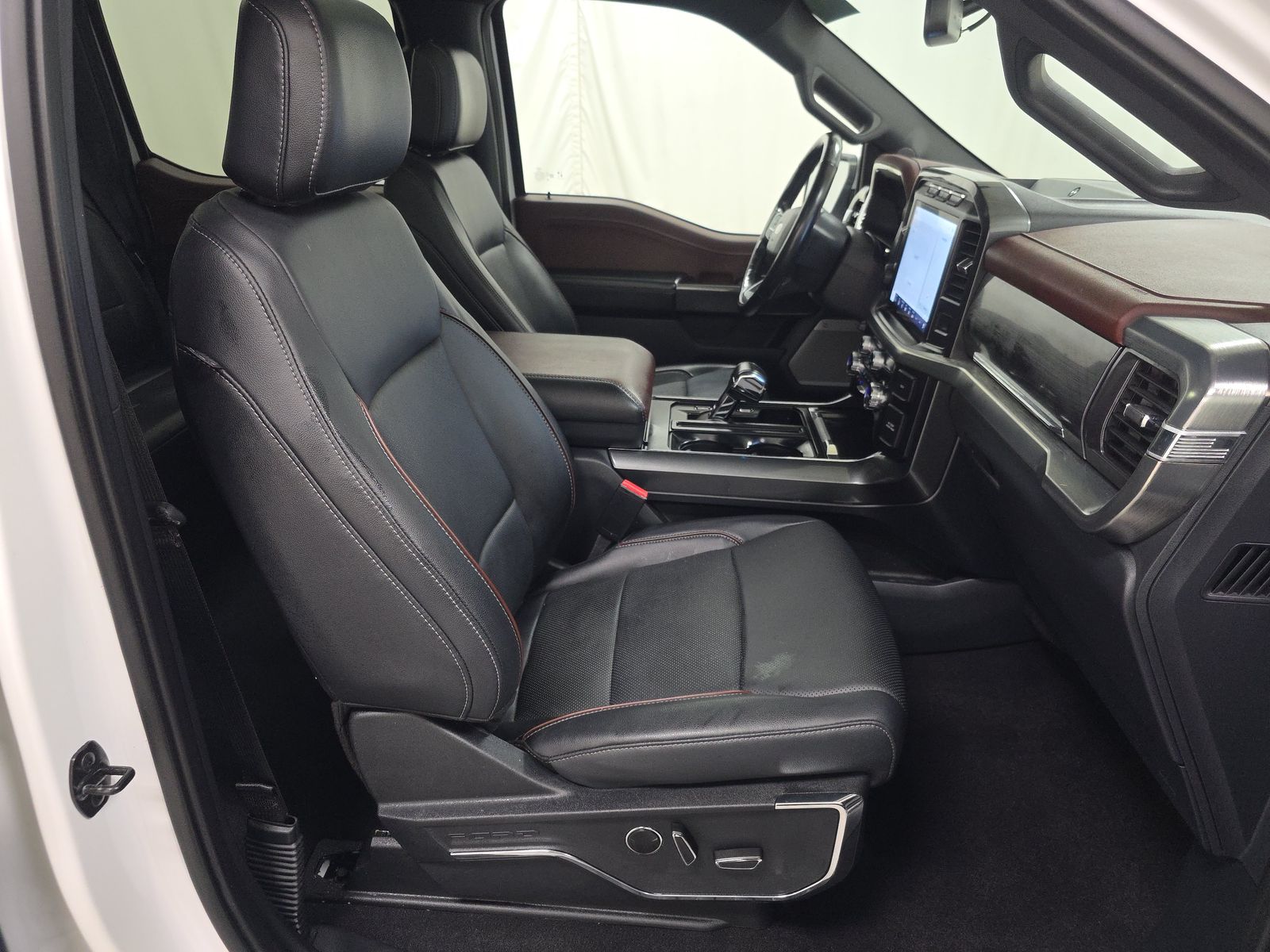 2023 Ford F-150 Lariat AWD