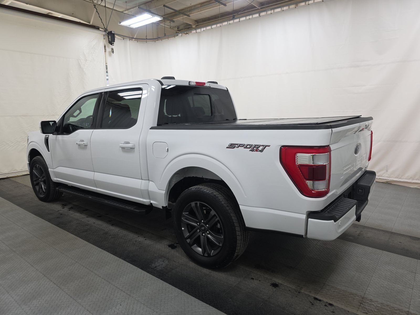 2023 Ford F-150 Lariat AWD