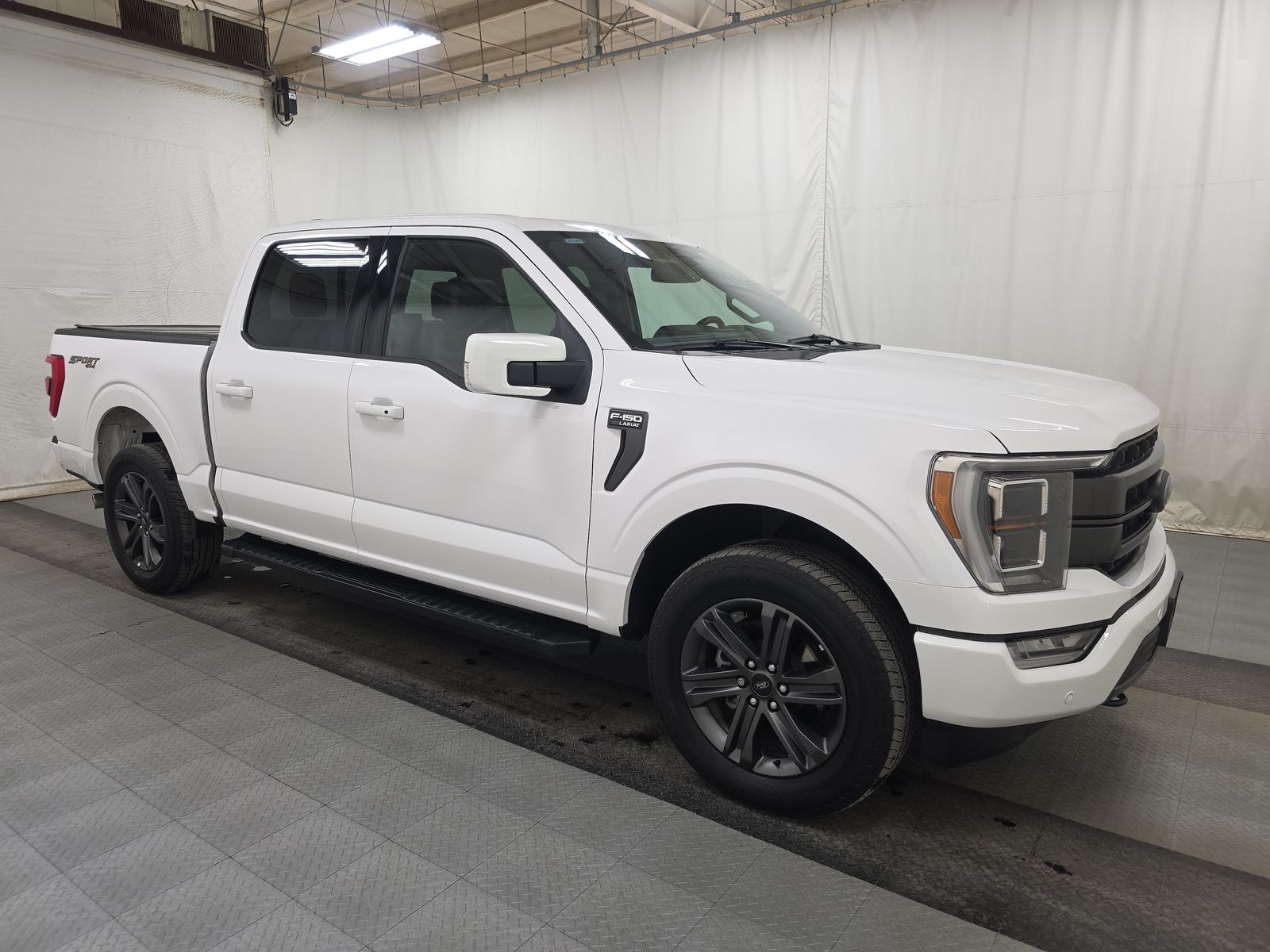 2023 Ford F-150 Lariat AWD