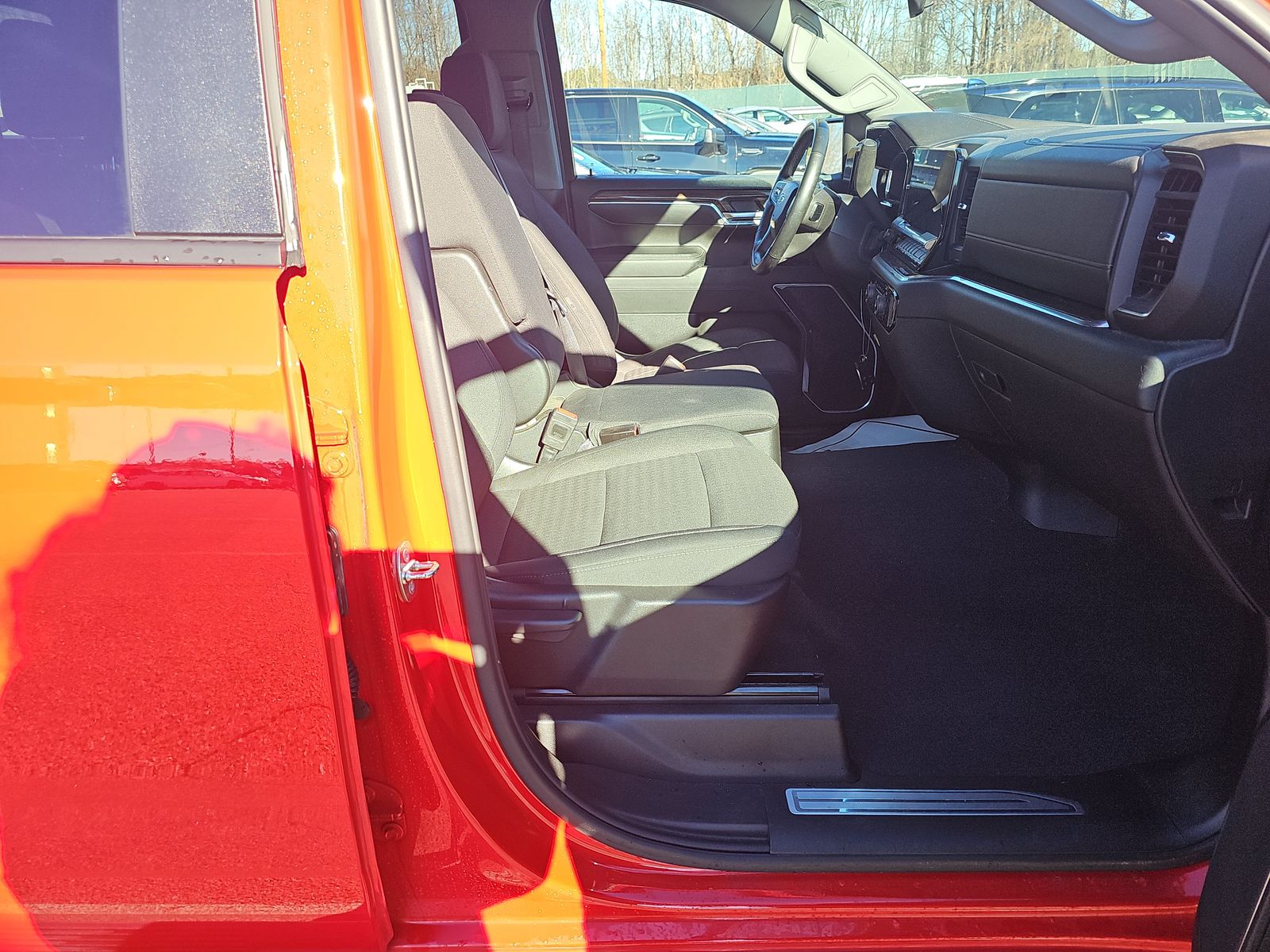 2023 Chevrolet Silverado 1500 LT AWD